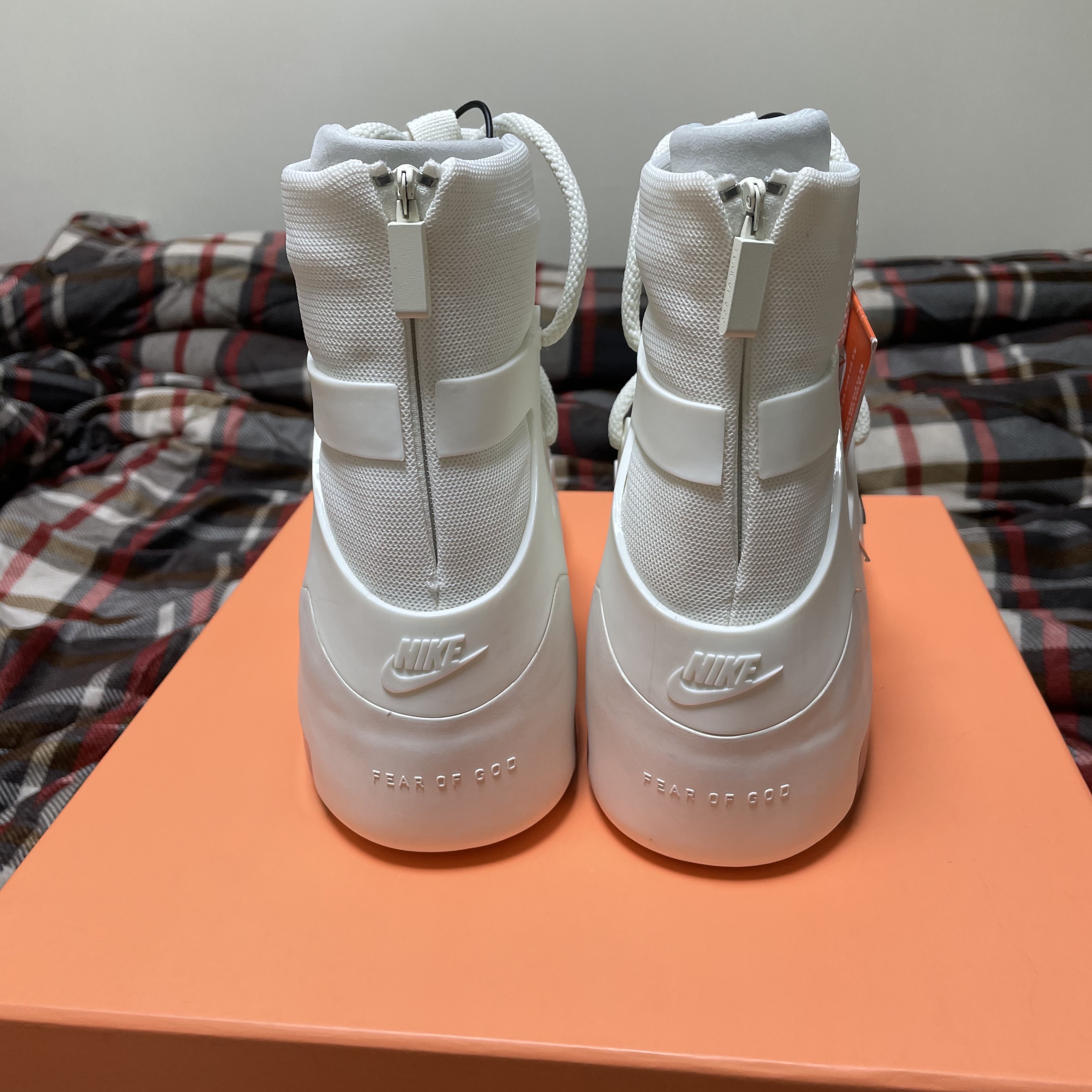 Nike x Fear of God Air Fear of God 1 Sail 착용 스타일 - 4