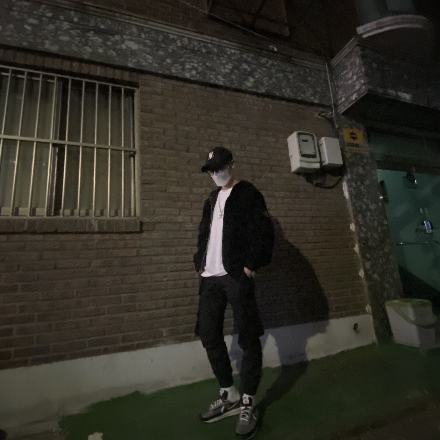 Supreme x Stone Island Corduroy Jacket Black - 20FW, Nike x Sacai LDWaffle Black 착용 스타일