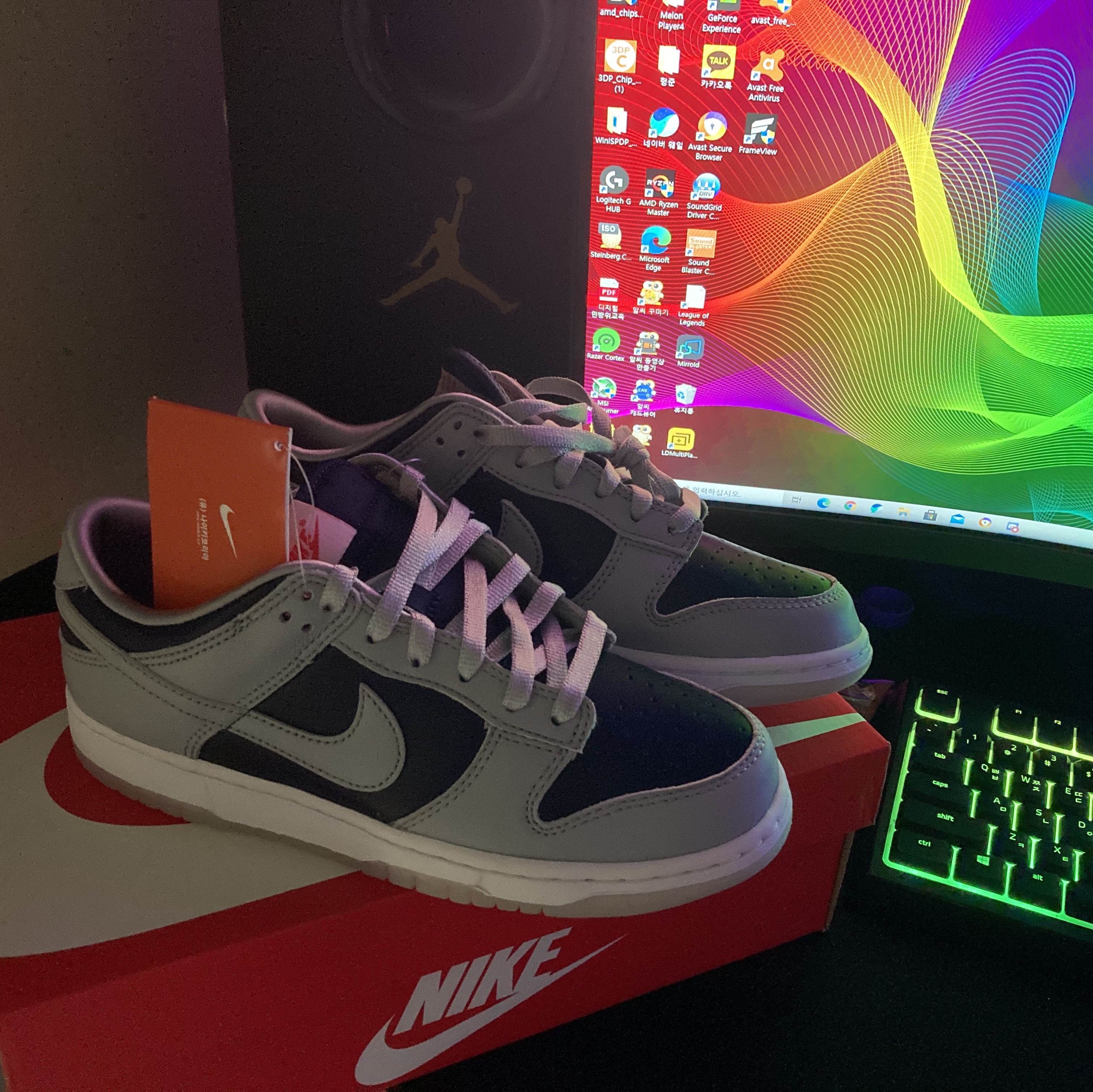 (W) Nike Dunk Low SP College Navy 착용 스타일