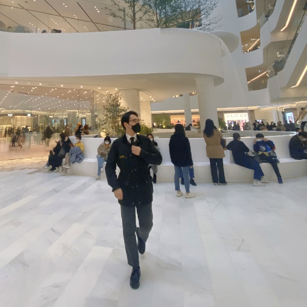 KREAM 프로필 이미지