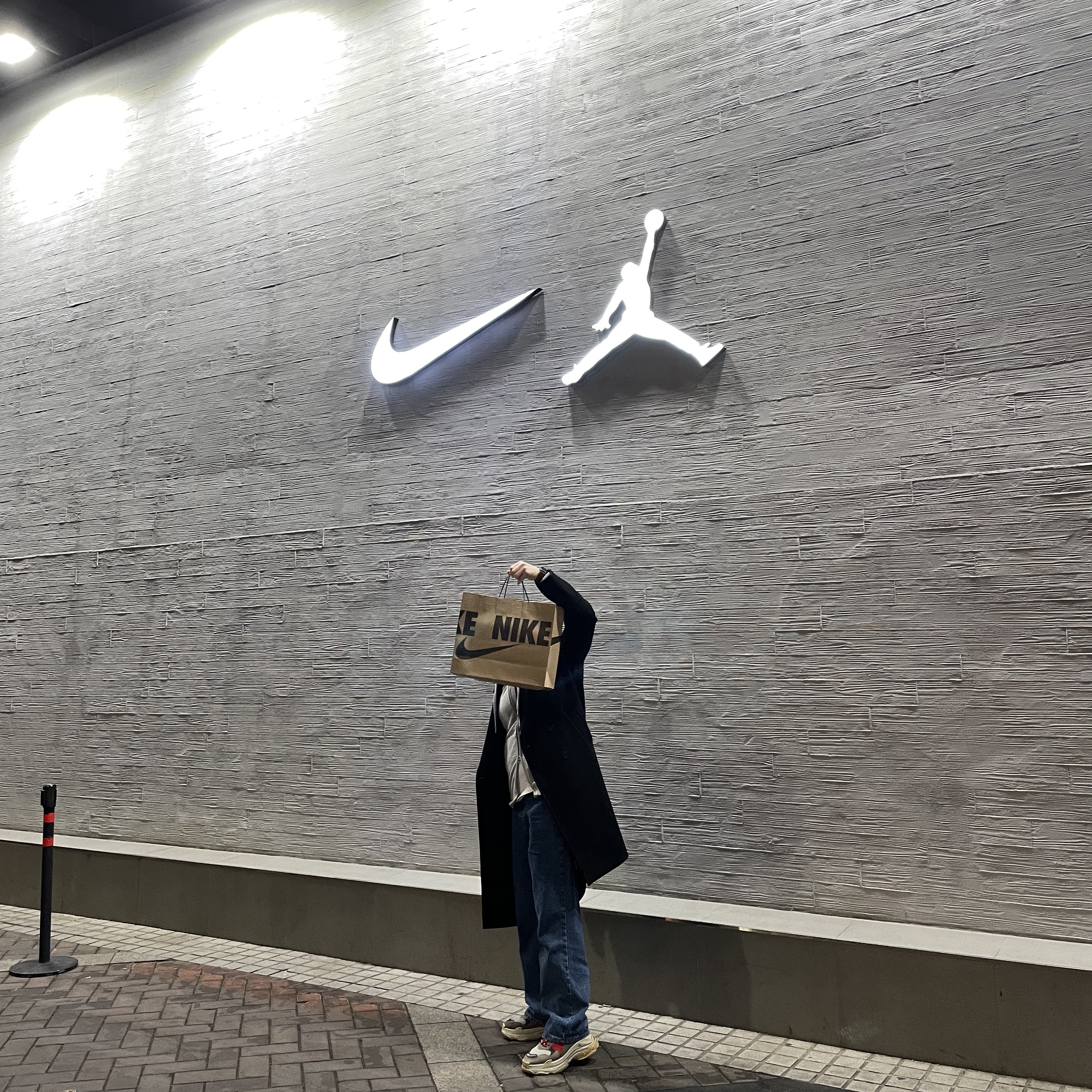Nike Kobe 6 Protro All-Star, Balenciaga Triple S Grey Red Blue 2018 Reissue 착용 스타일 - 1