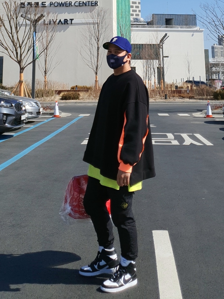 Nike x Ambush Dunk High Black 착용 스타일 - 5