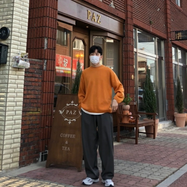 New Balance 2002R T2 Gray 착용 스타일