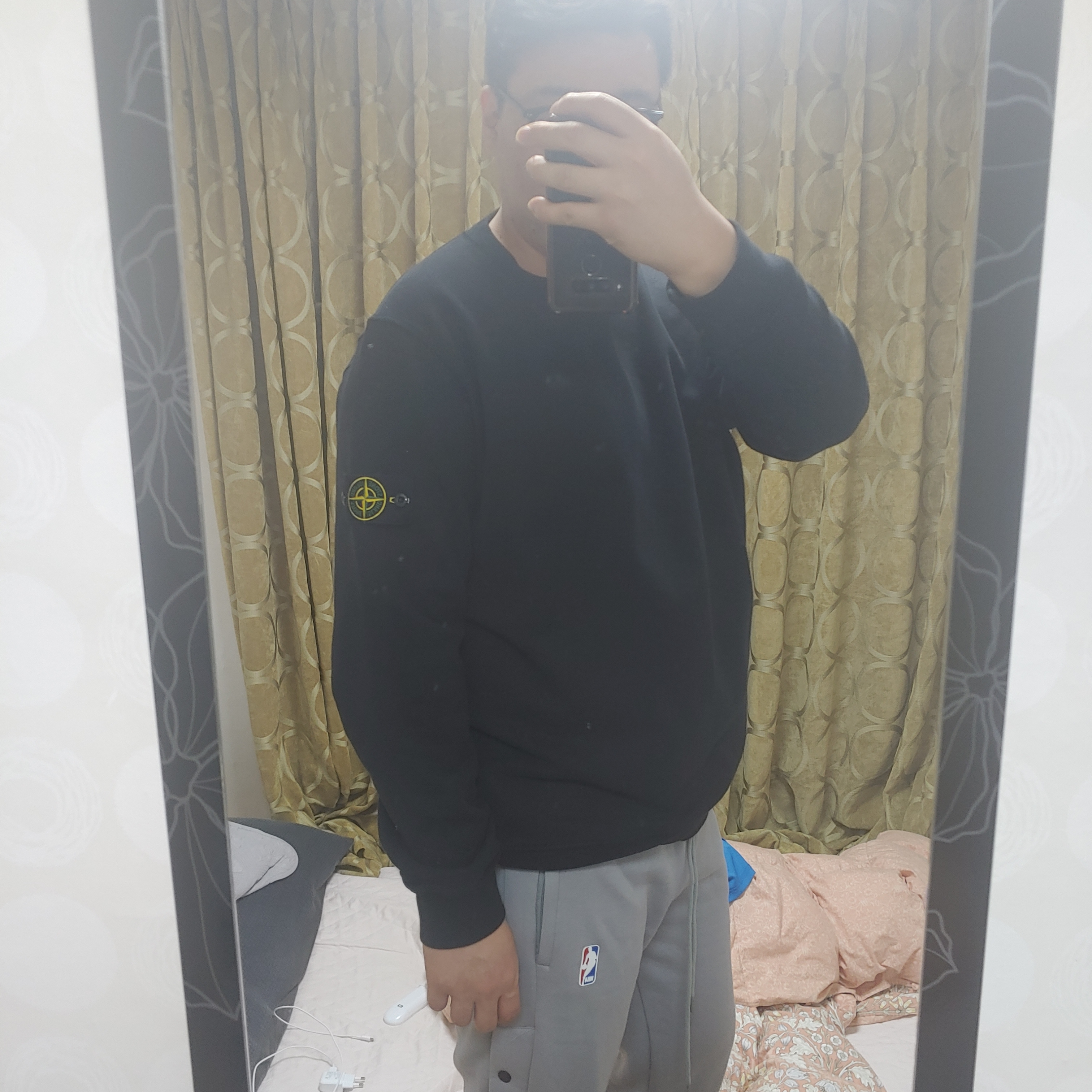 Nike x Fear of God Warm Up Pants Dust 착용 스타일