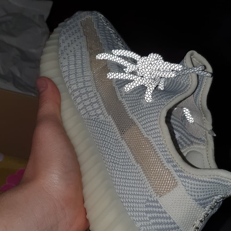 Adidas Yeezy Boost 350 V2 Black Red 2020, Y-3 Pureboost White Black 착용 스타일 - 5