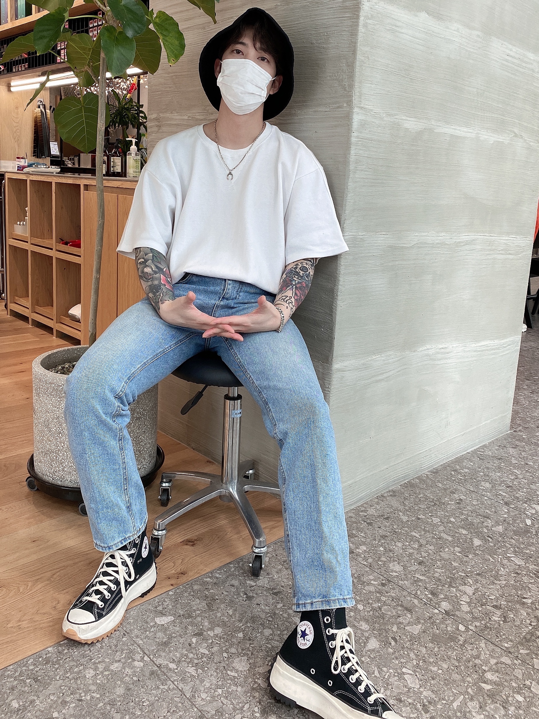 Converse x JW Anderson Run Star Hike Hi Black 착용 스타일