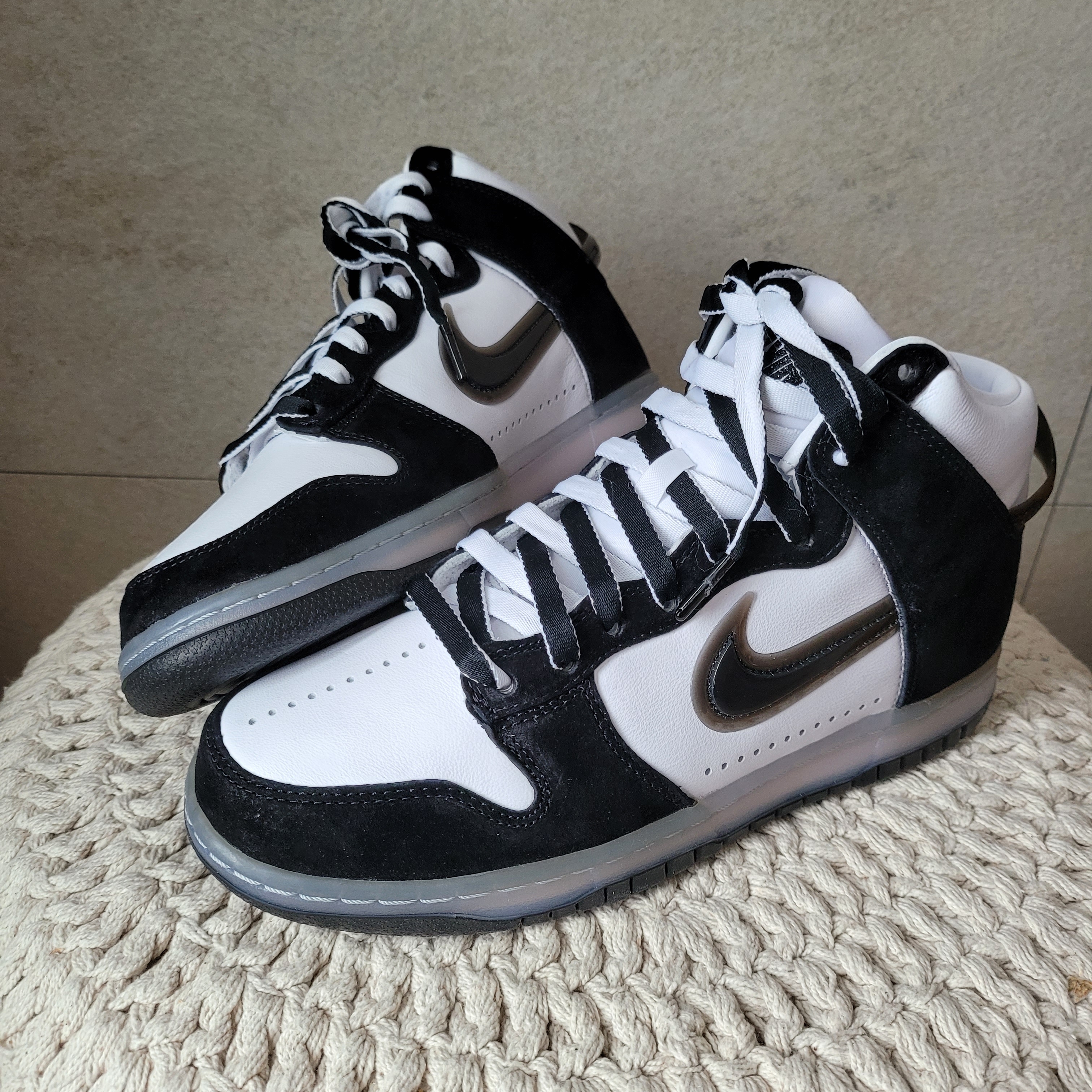 Nike x Slam Jam Dunk High SP Clear Black 착용 스타일