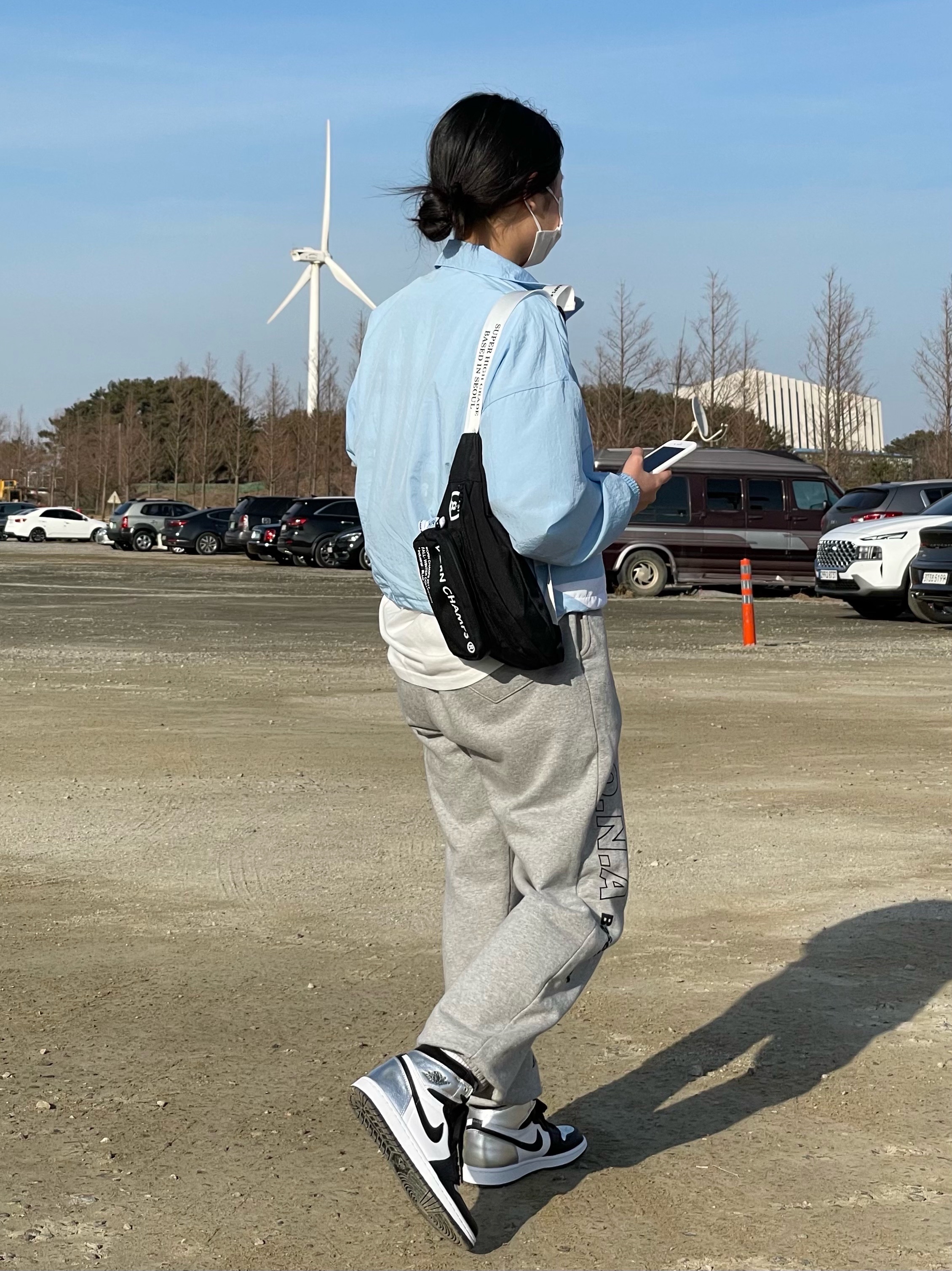 (W) Jordan 1 Retro High OG Silver Toe 착용 스타일 - 2