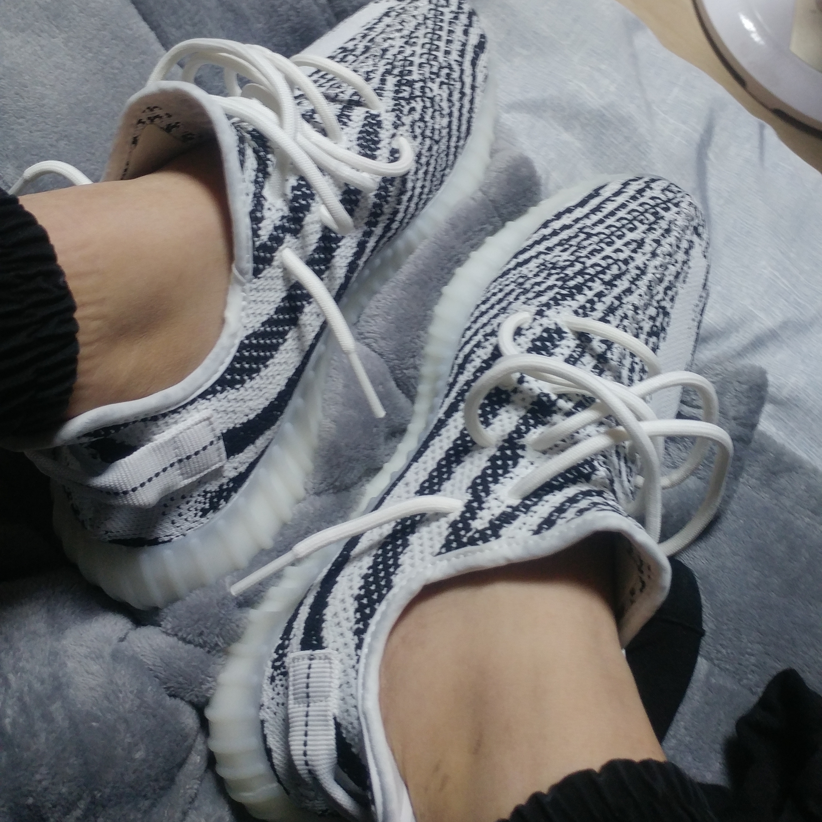 Y-3 Pureboost White Black, Adidas Yeezy Boost 350 V2 Zebra 2017/2019/2020 착용 스타일 - 2