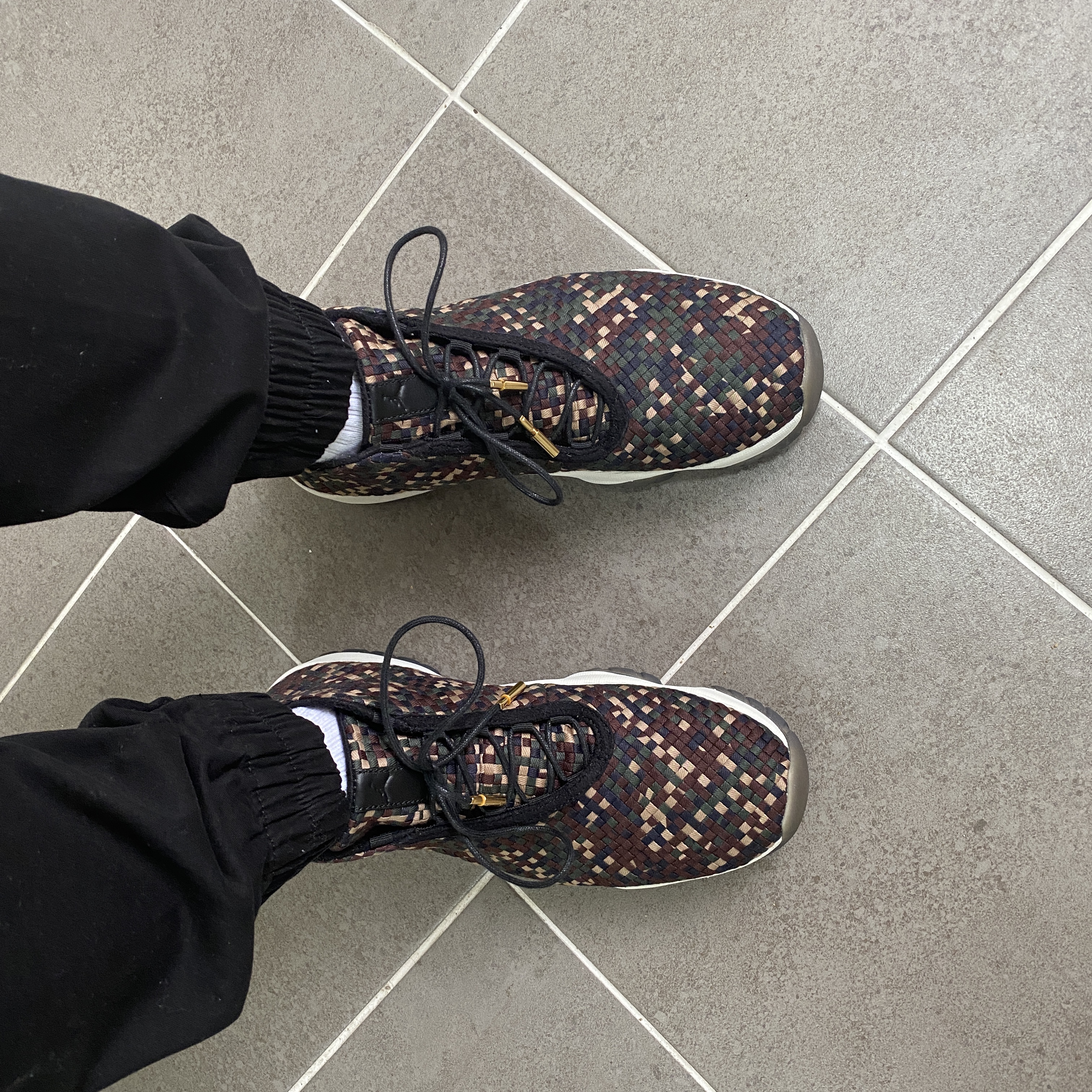 Jordan Future Dark Army Camo 착용 스타일 - 1