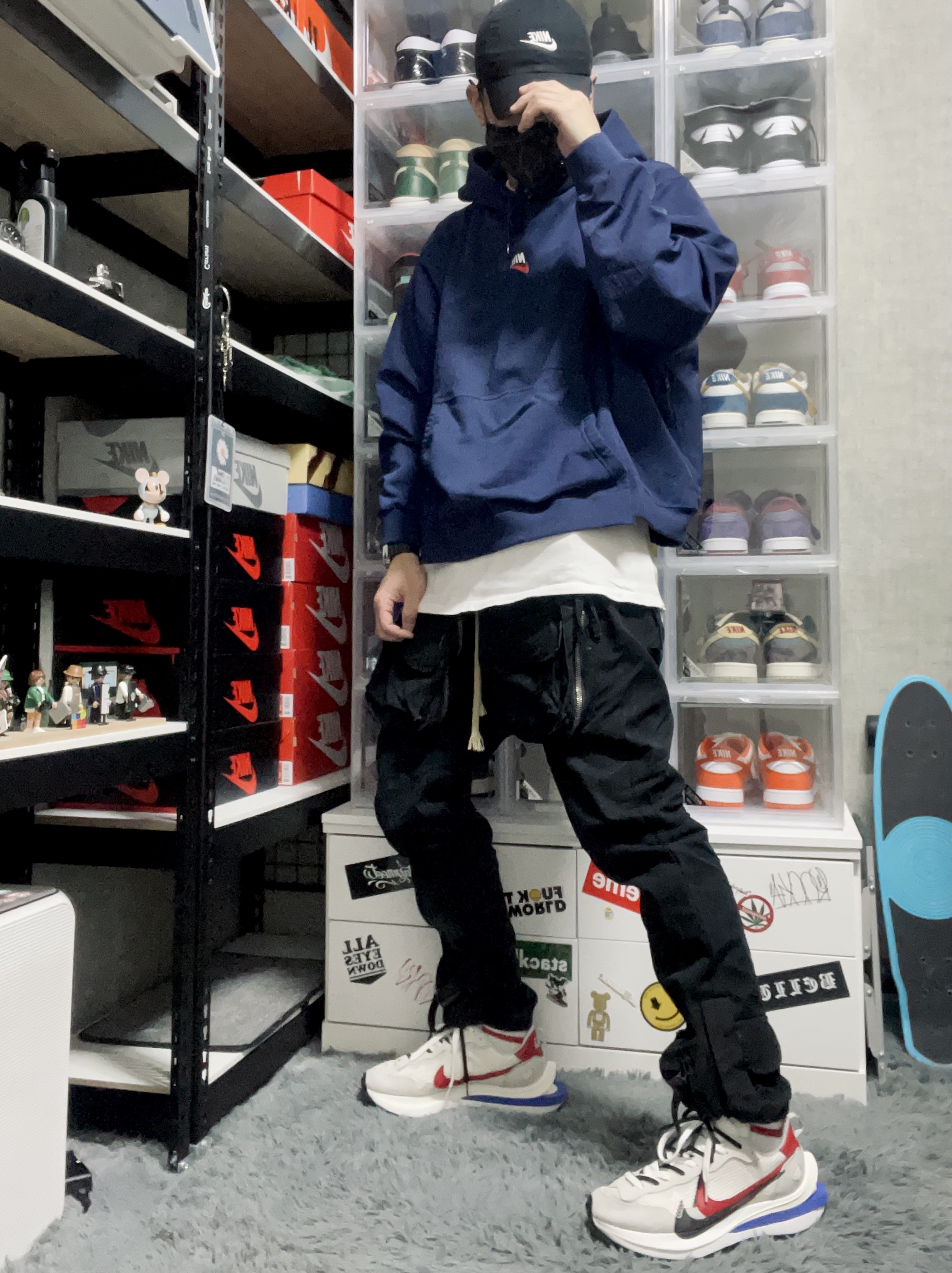 Nike x Sacai VaporWaffle Royal Fuchsia 착용 스타일