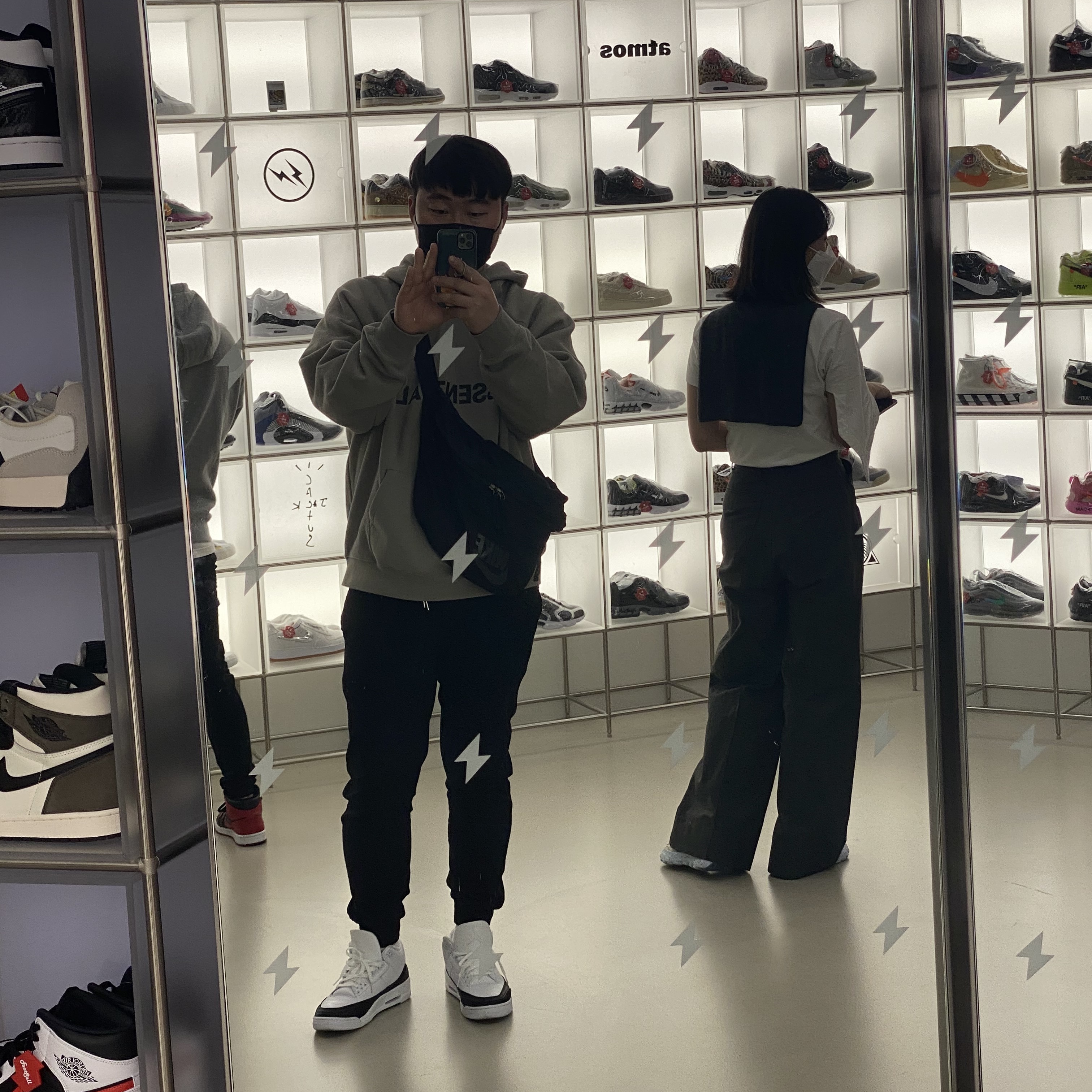 Nike x Peaceminusone Air Force 1 Low Para-Noise 2.0, Jordan 3 x Fragment Retro SP White Black 착용 스타일 - 3