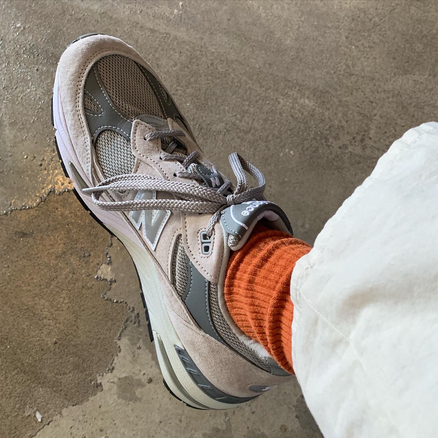 New Balance 991 Made in UK Grey 착용 스타일 - 2