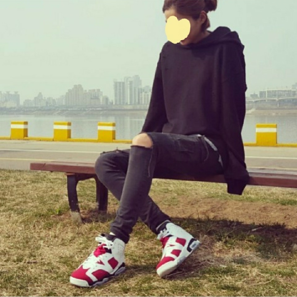 (GS) Jordan 6 Retro Carmine 2021 착용 스타일