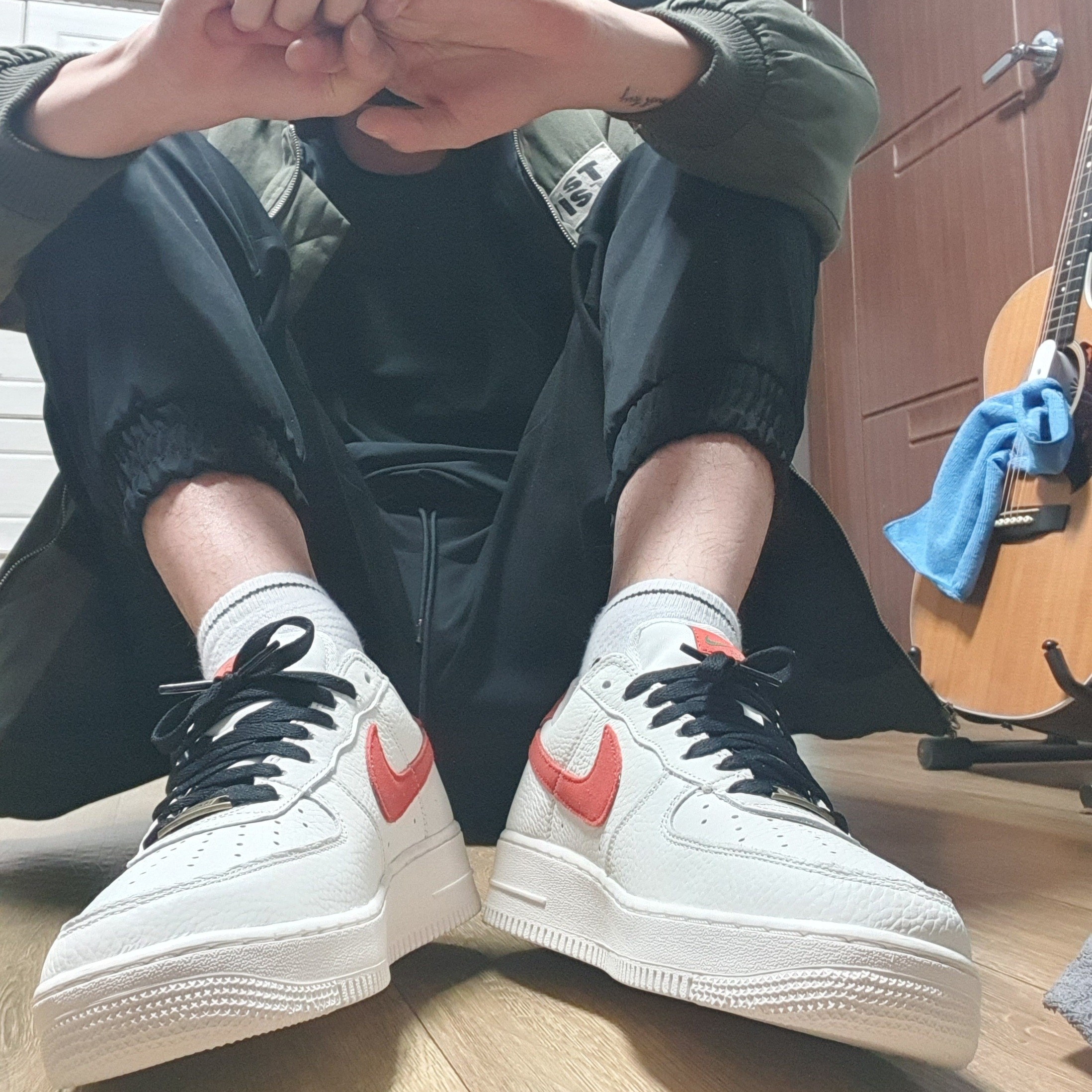 Nike Air Force 1 '07 Craft Mantra Orange 착용 스타일