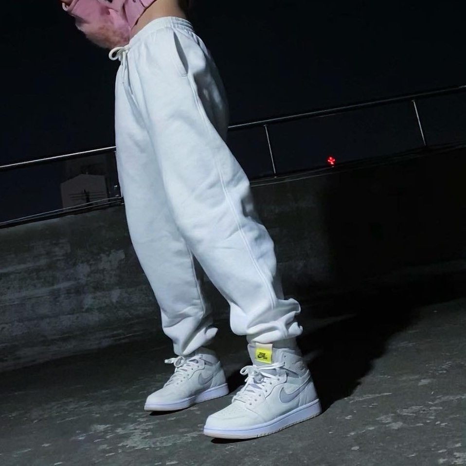 (W) Jordan 1 Zoom Air CMFT Sail 착용 스타일