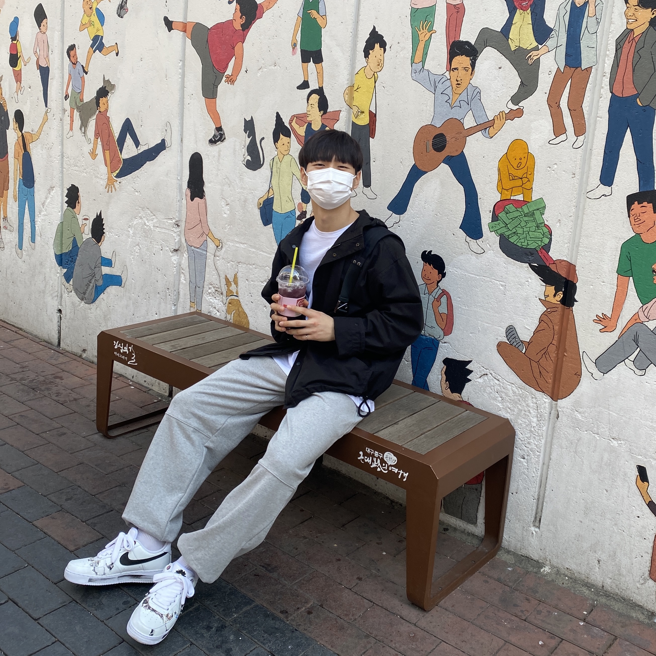 Nike x Peaceminusone Air Force 1 Low Para-Noise 2.0 착용 스타일