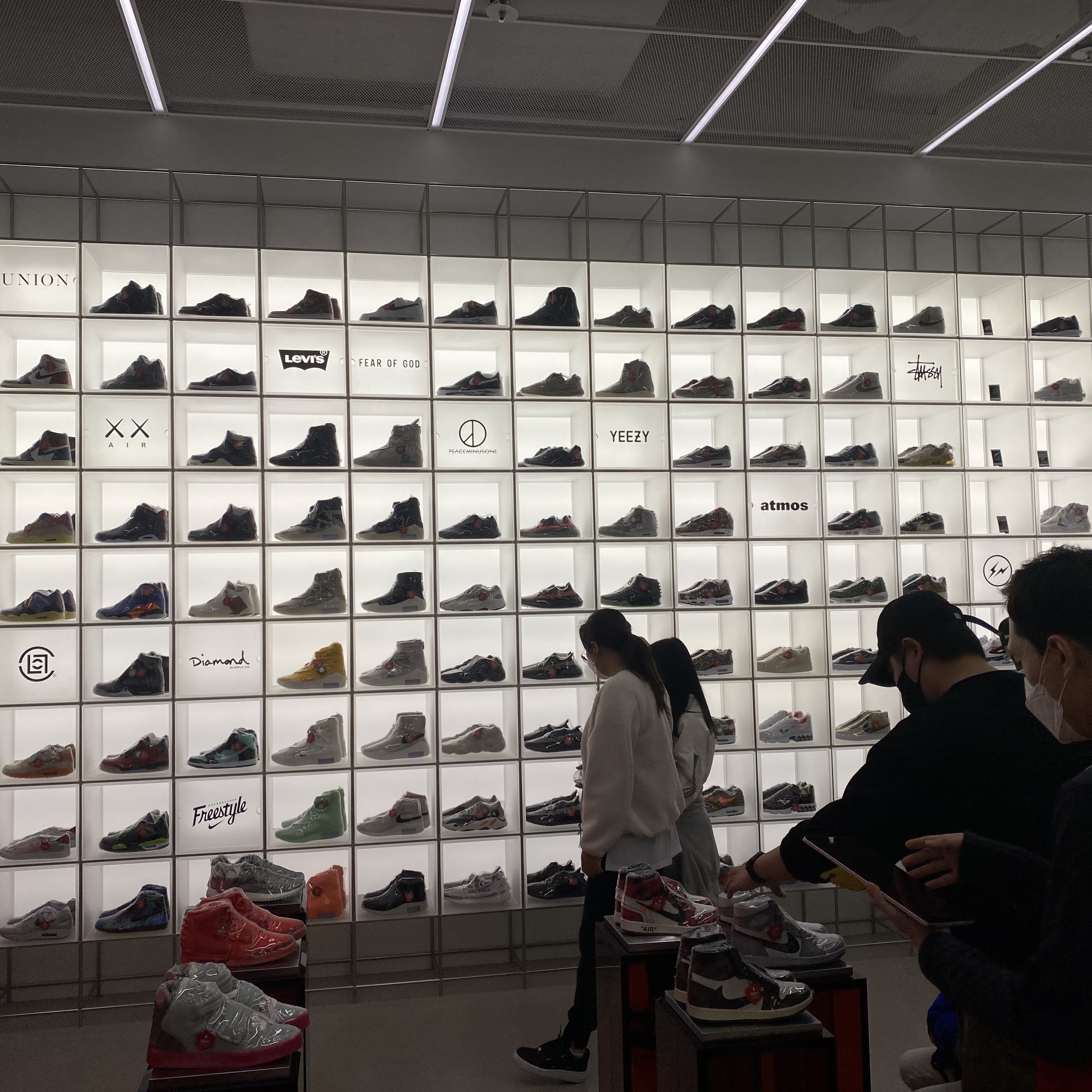 Nike x Peaceminusone Air Force 1 Low Para-Noise 2.0, Jordan 3 x Fragment Retro SP White Black 착용 스타일 - 1