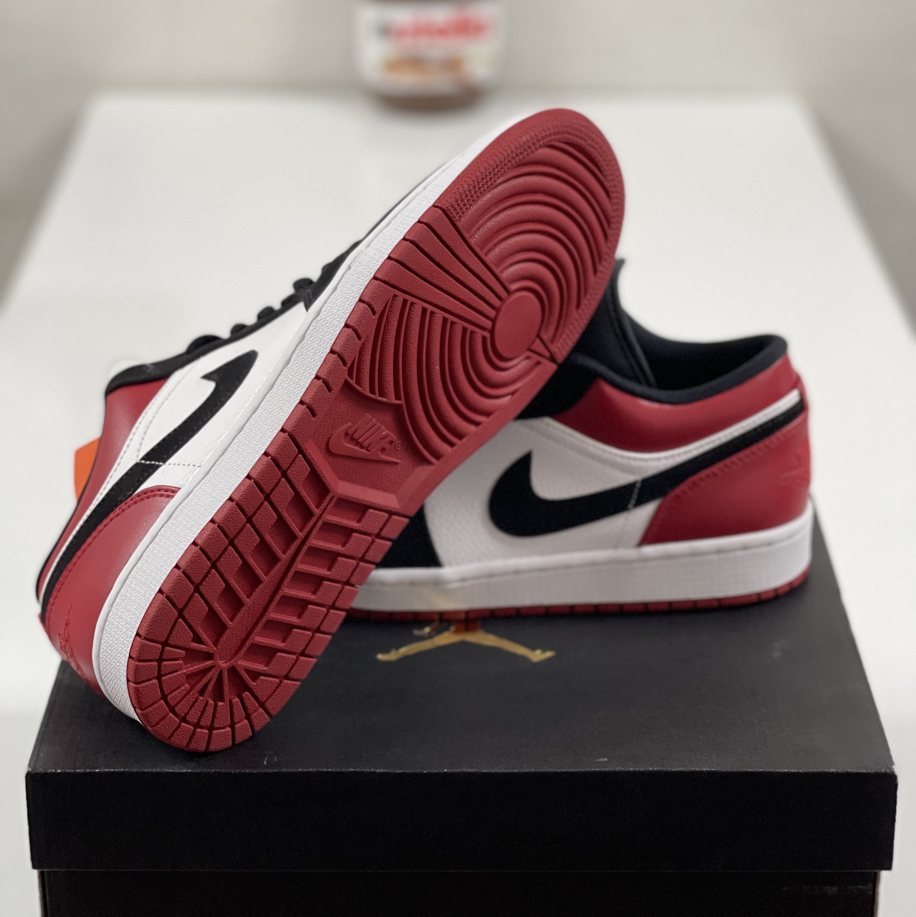 Jordan 1 Low Black Toe 착용 스타일 - 5