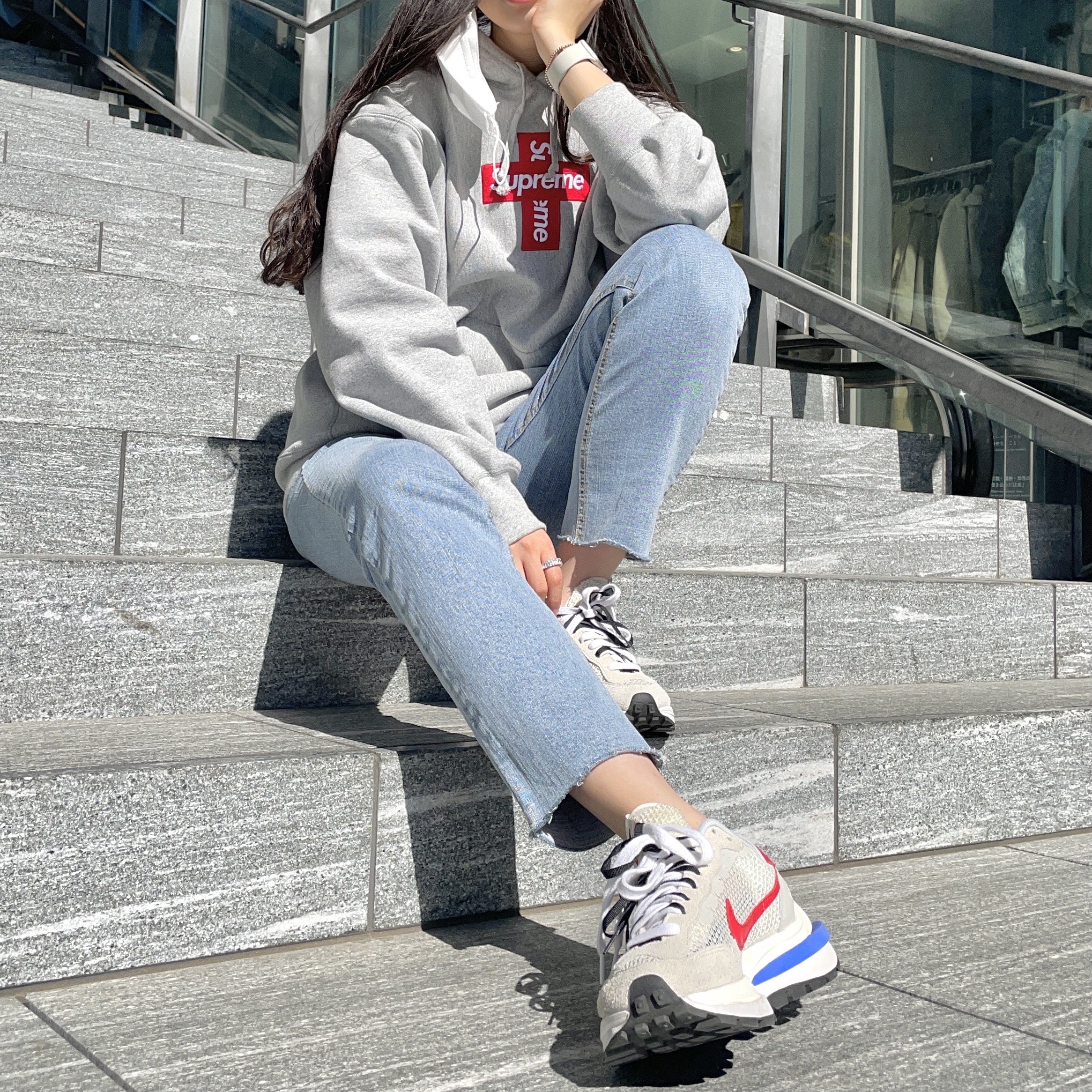 Nike x Sacai VaporWaffle Royal Fuchsia, Supreme Cross Box Logo Hooded Sweatshirt Heather Grey - 20FW 착용 스타일
