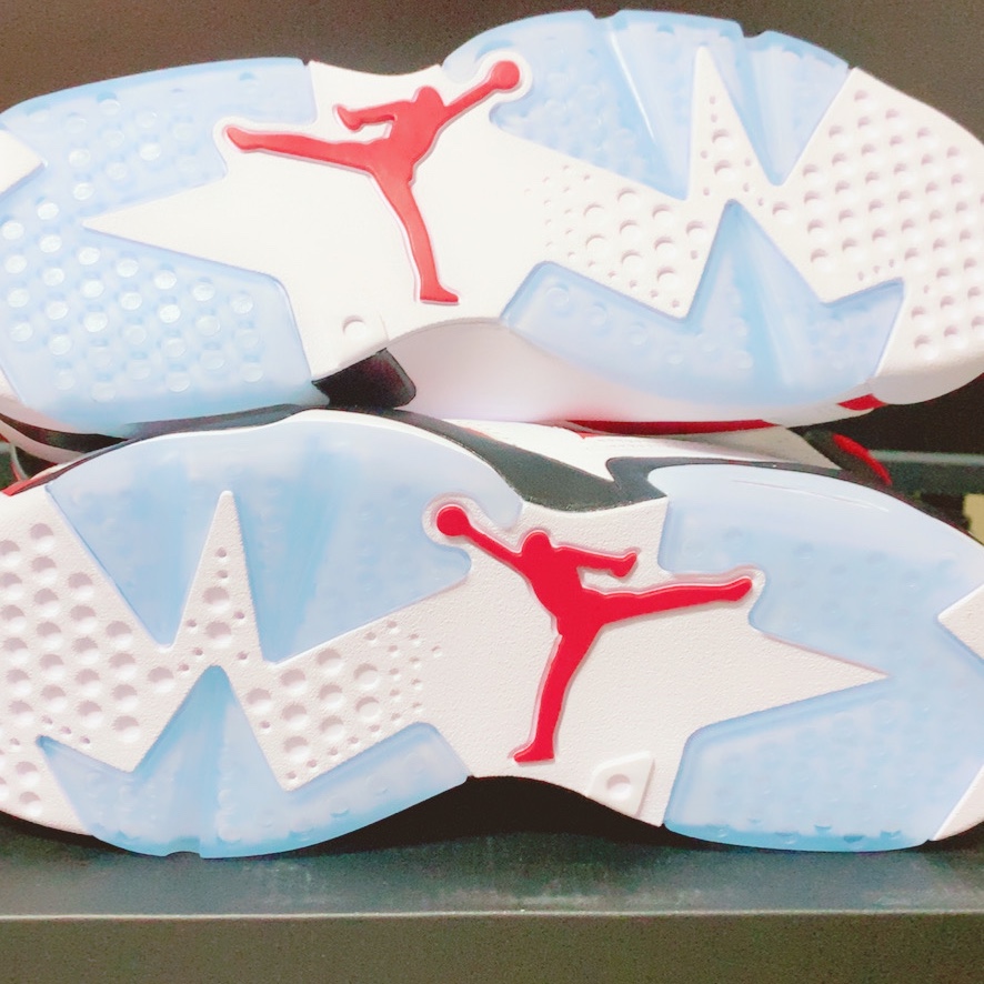 Jordan 6 Retro Carmine 2021 착용 스타일 - 2