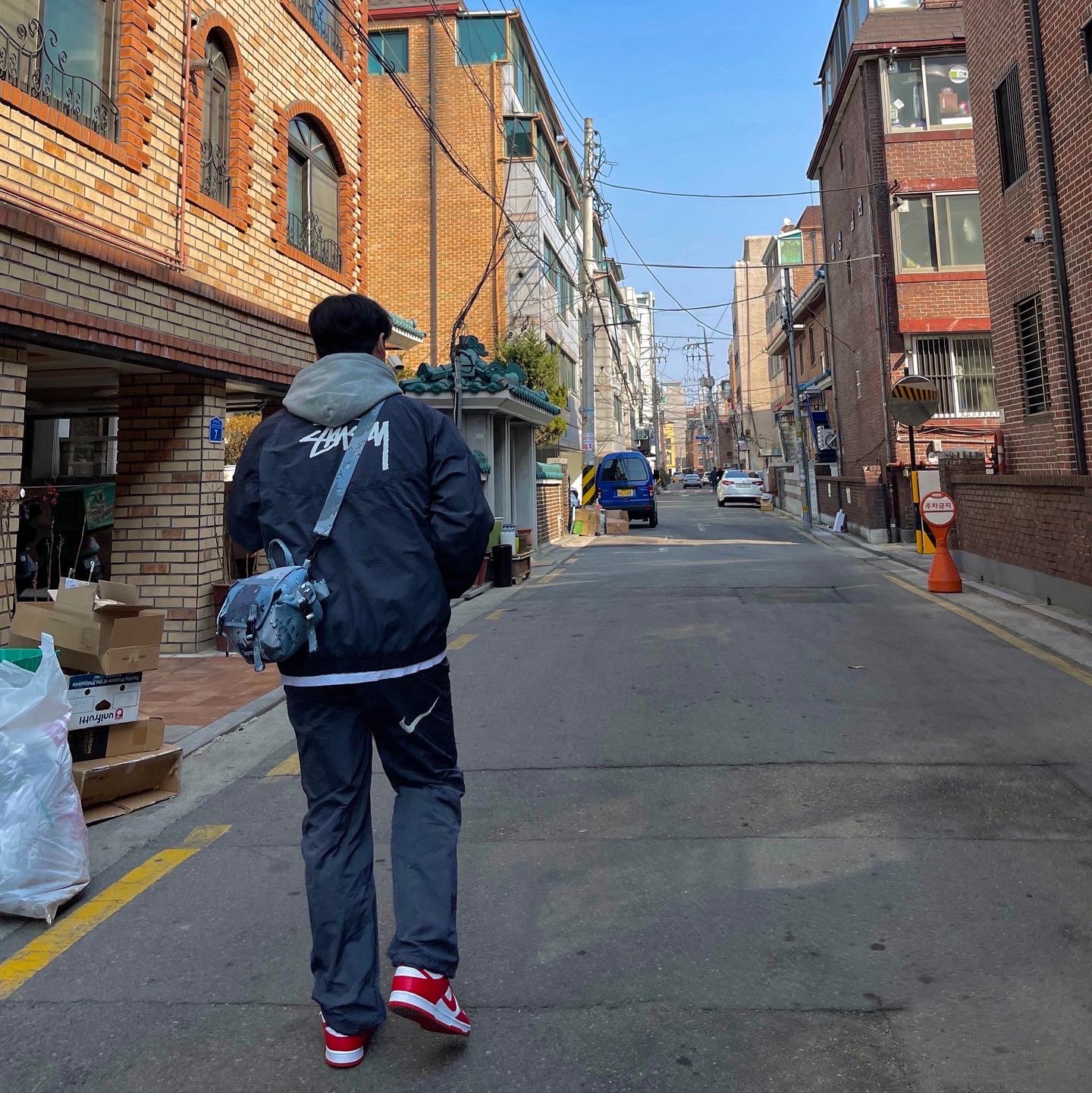 Nike x Stussy Windrunner Jacket Off Noir, Nike x Stussy Beach Pants Off Noir 착용 스타일