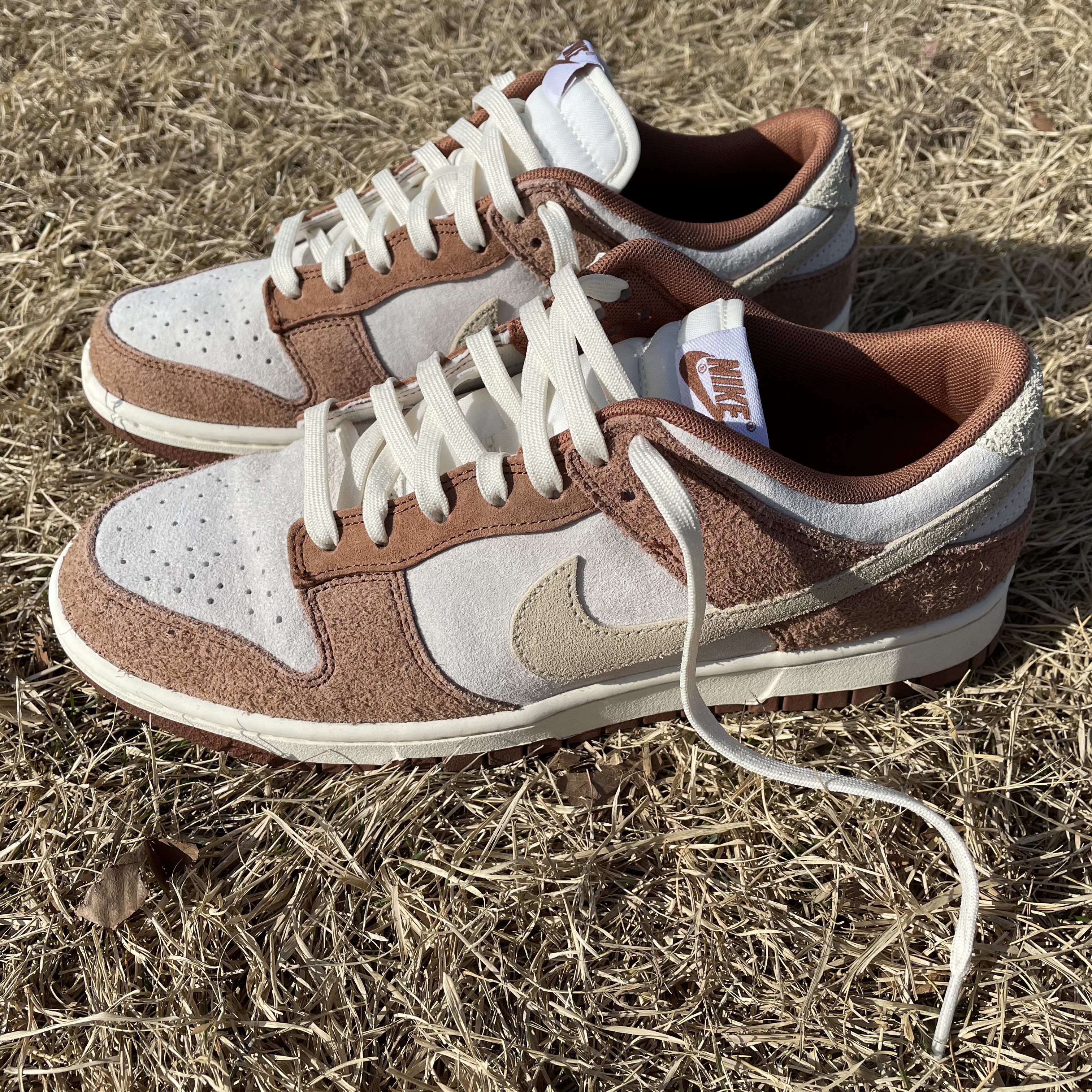 Nike Dunk Low Pro Premium Medium Curry 착용 스타일 - 1