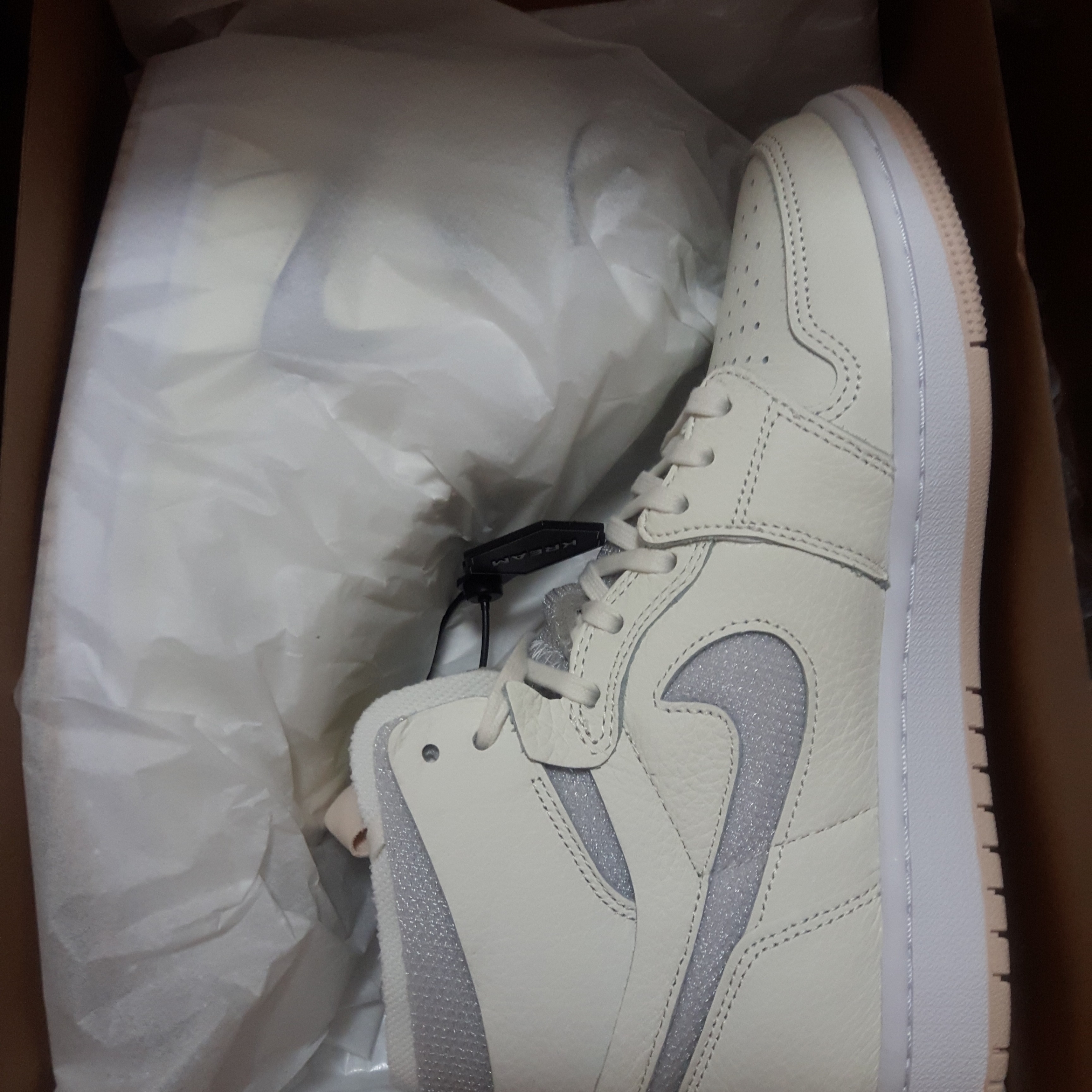 (W) Jordan 1 Zoom Air CMFT Sail 착용 스타일