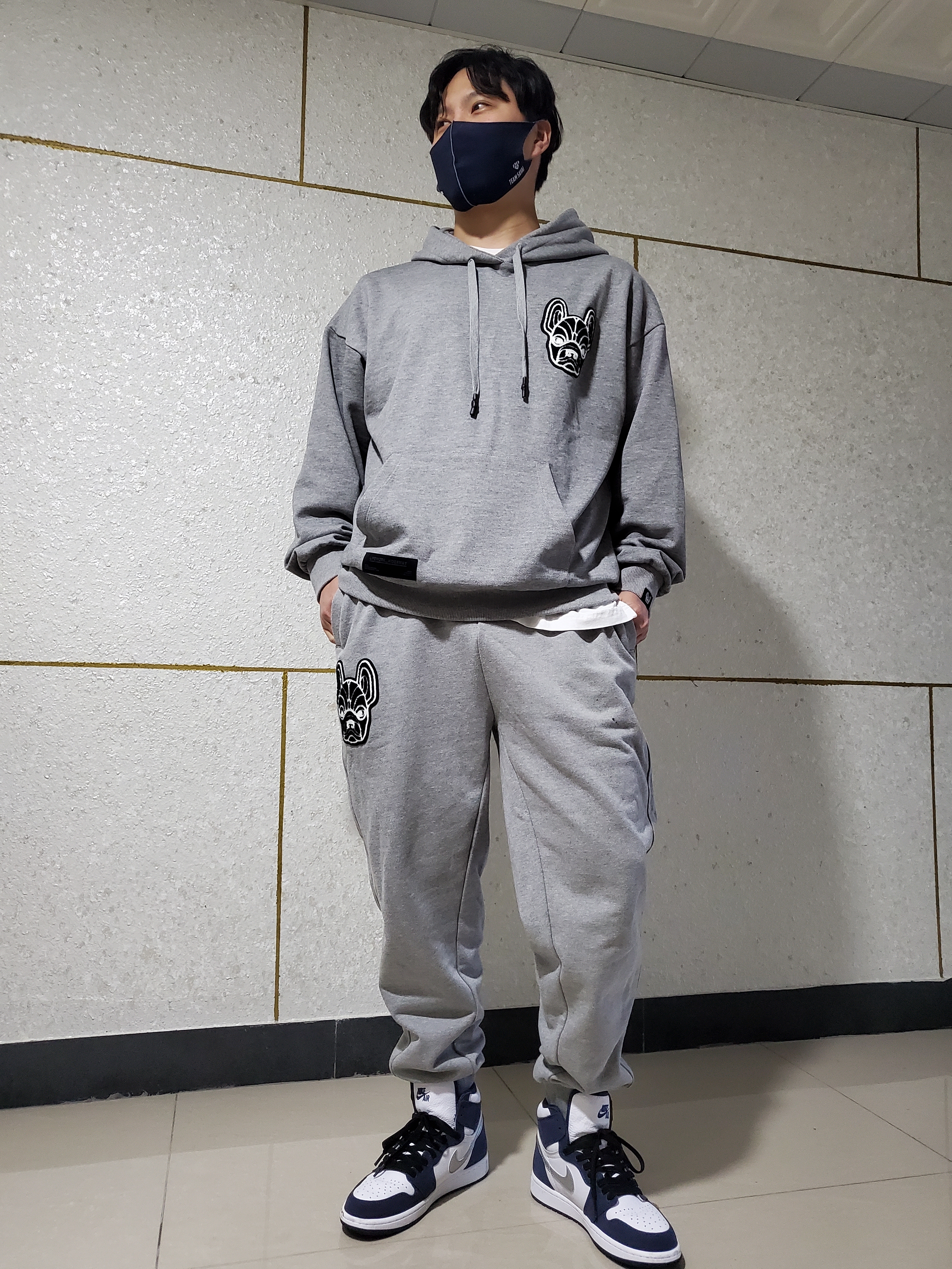 Jordan 1 Retro High OG CO.JP Midnight Navy 착용 스타일