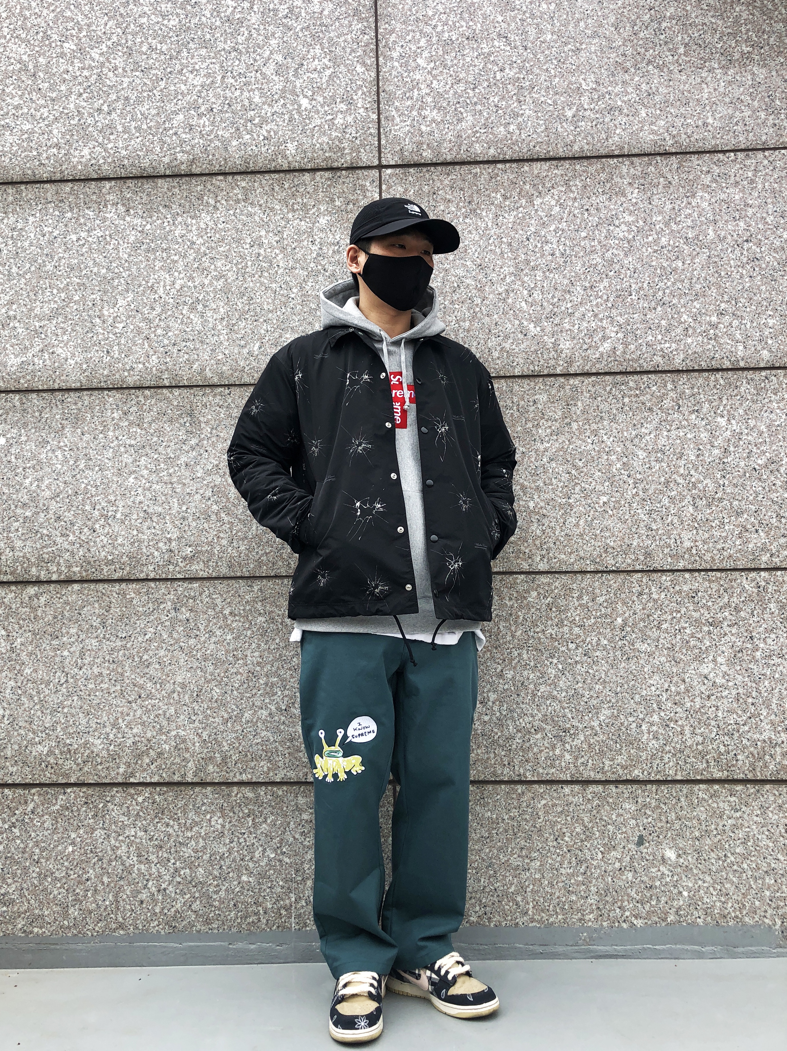 Supreme Cross Box Logo Hooded Sweatshirt Heather Grey - 20FW, Nike x Travis Scott SB Dunk Low 착용 스타일