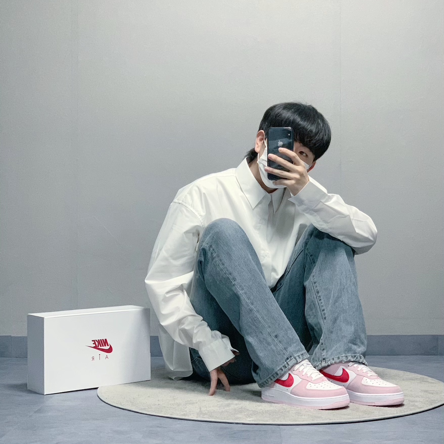 Nike Air Force 1 '07 QS Valentine's Day 착용 스타일 - 1
