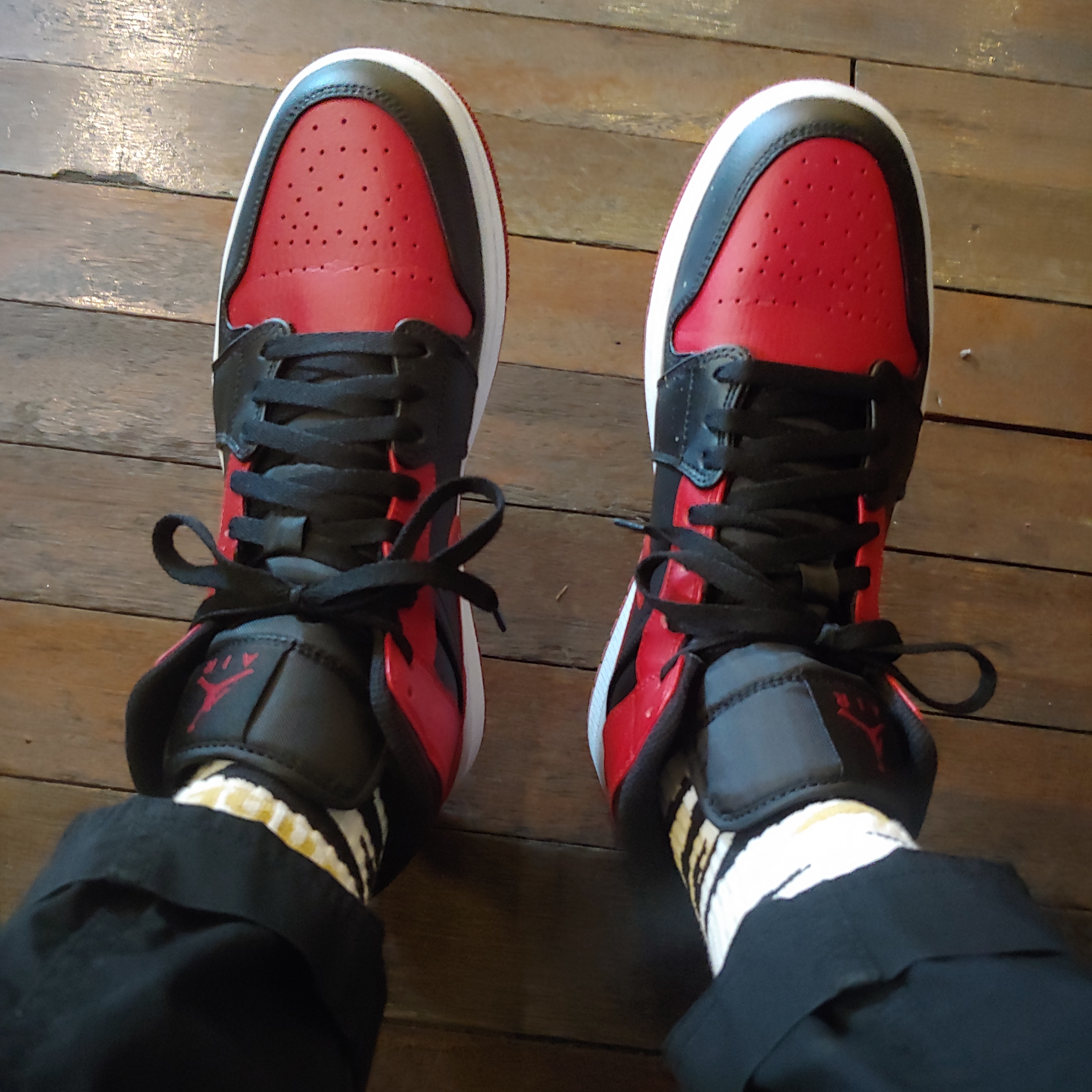Jordan 1 Mid Bred Banned 2020 착용 스타일 - 2