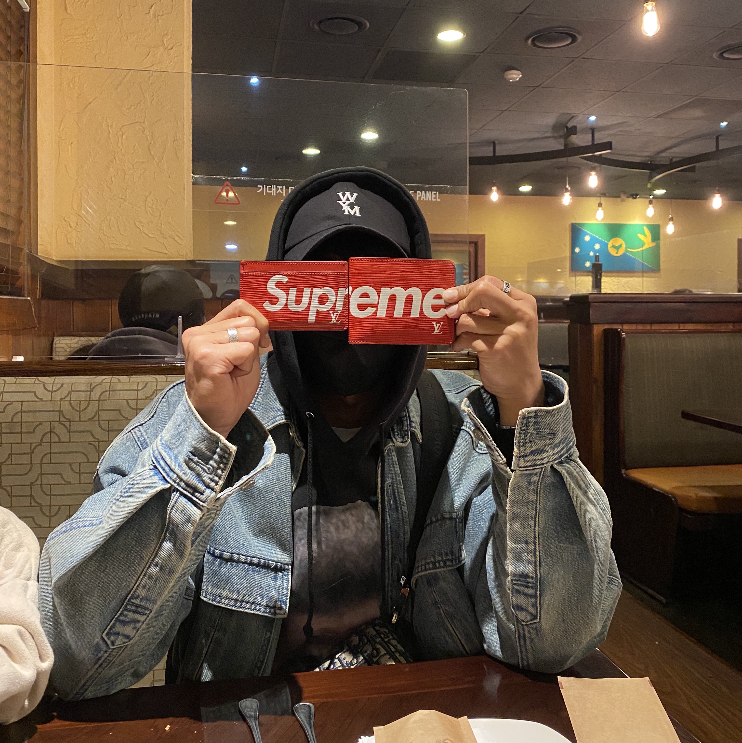 insta: gerrard__ssong님의 스타일