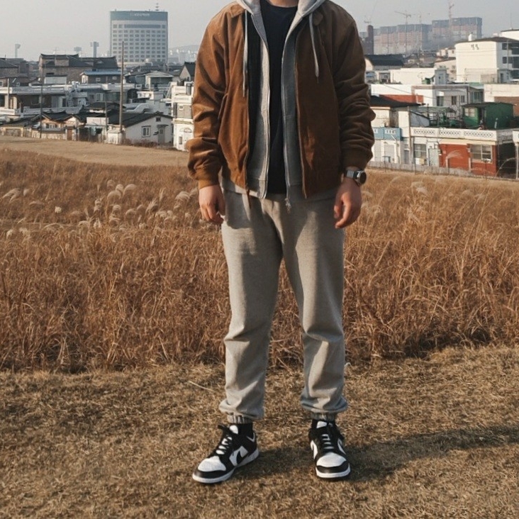Nike Dunk Low Retro Black 착용 스타일