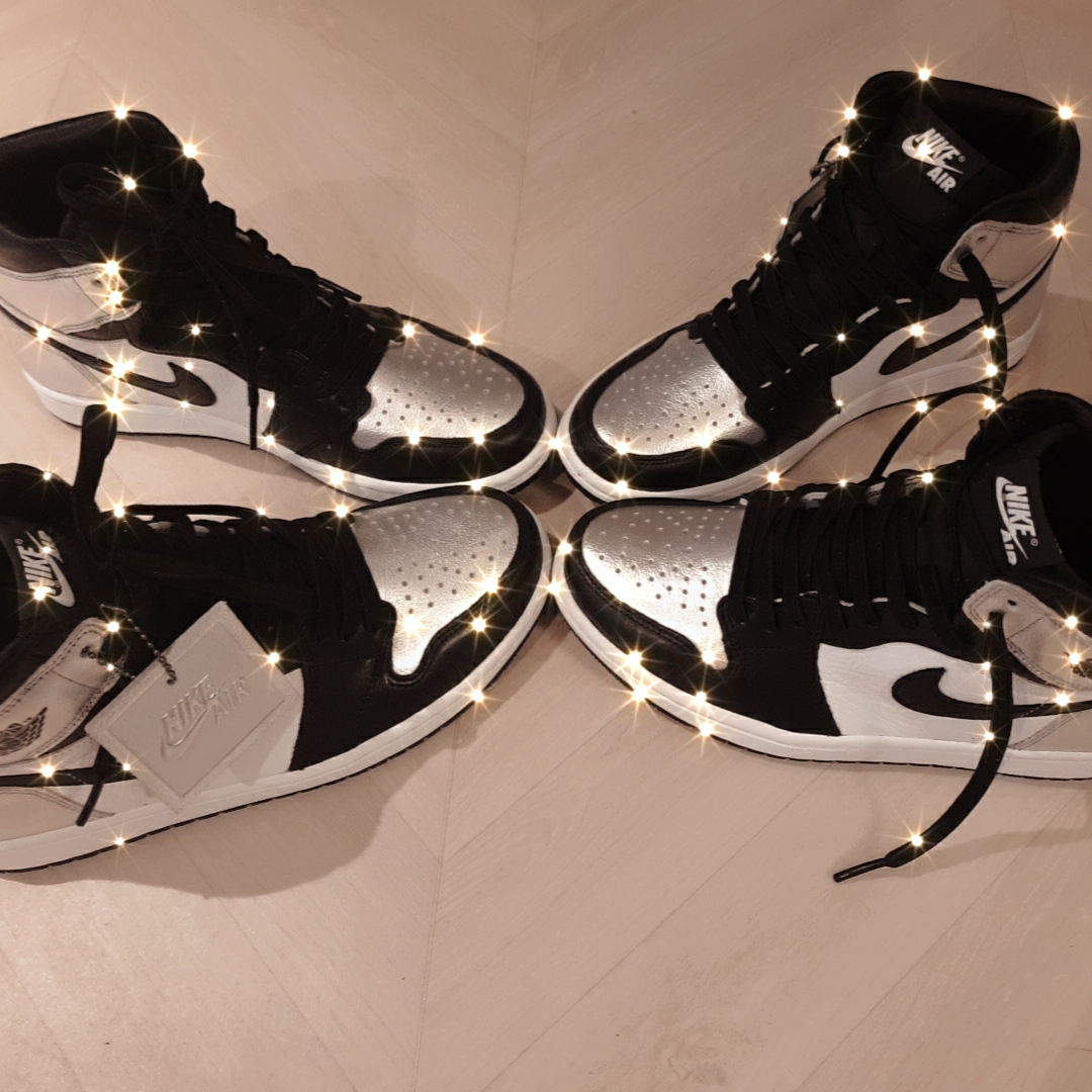 (W) Jordan 1 Retro High OG Silver Toe 착용 스타일 - 2