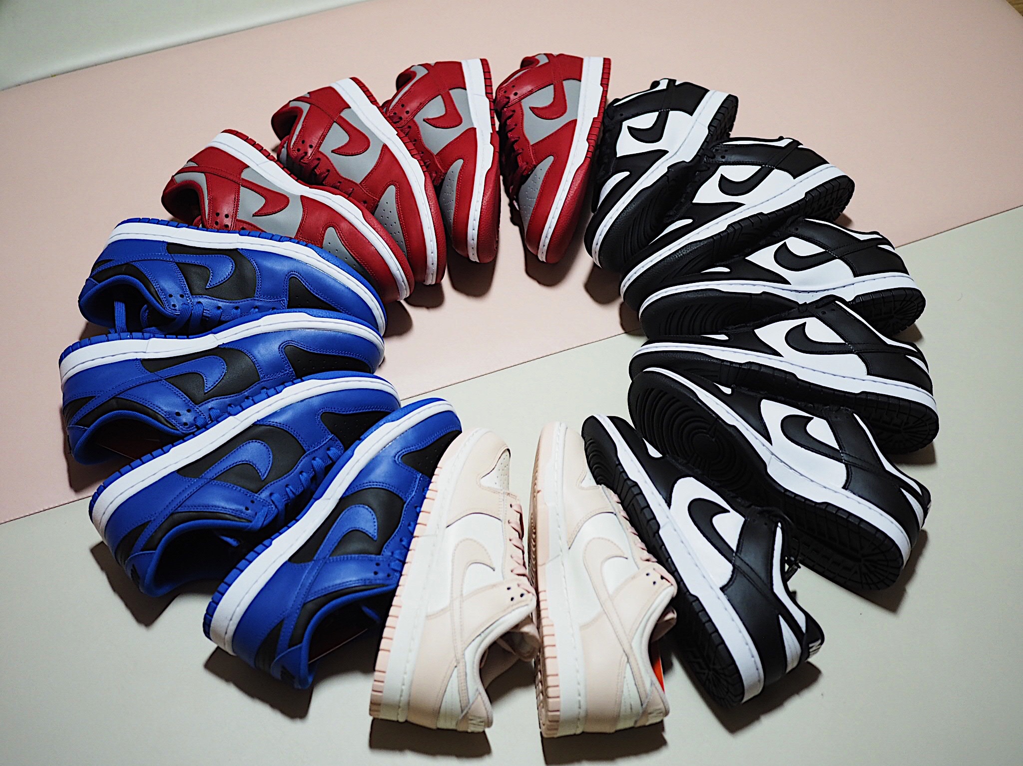 (W) Nike Dunk Low Orange Pearl, Nike Dunk Low Retro Hyper Cobalt 착용 스타일 - 2