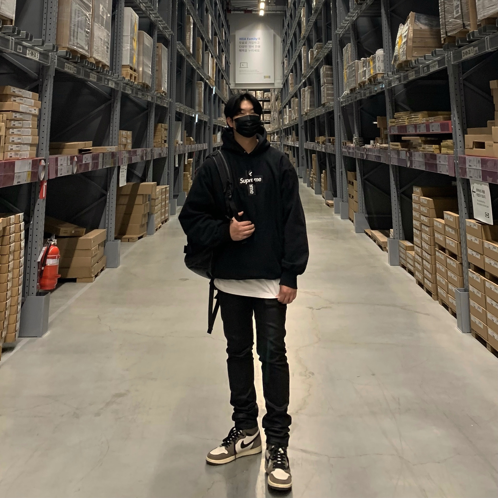 Supreme Cross Box Logo Hooded Sweatshirt Black - 20FW, Jordan 1 x Travis Scott Retro High OG SP Mocha 착용 스타일