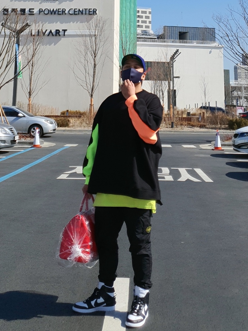Nike x Ambush Dunk High Black 착용 스타일 - 3