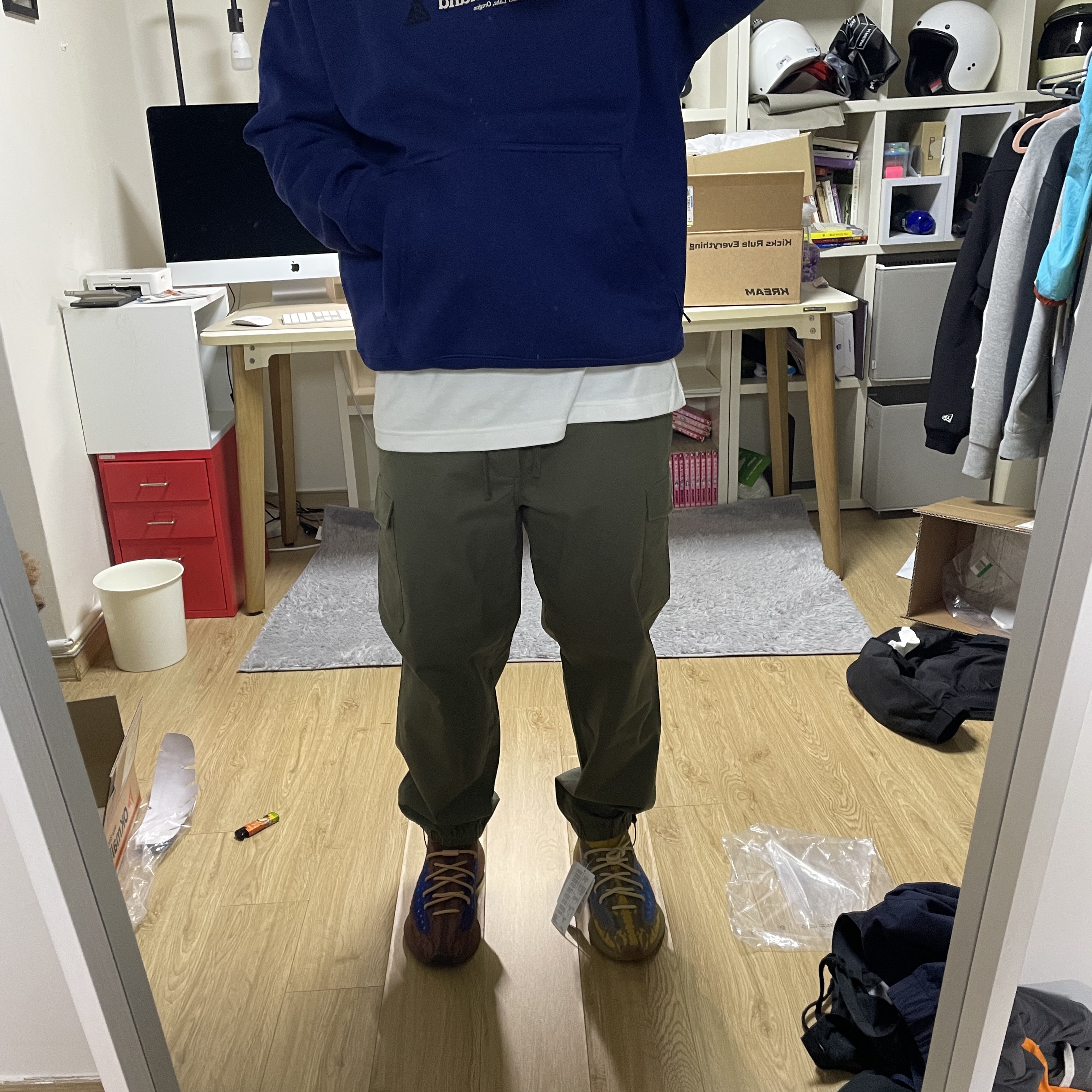 Adidas Yeezy Boost 380 Blue Oat - Non-Reflective, Adidas Yeezy Boost 380 Azure - Non-Reflective 착용 스타일 - 5