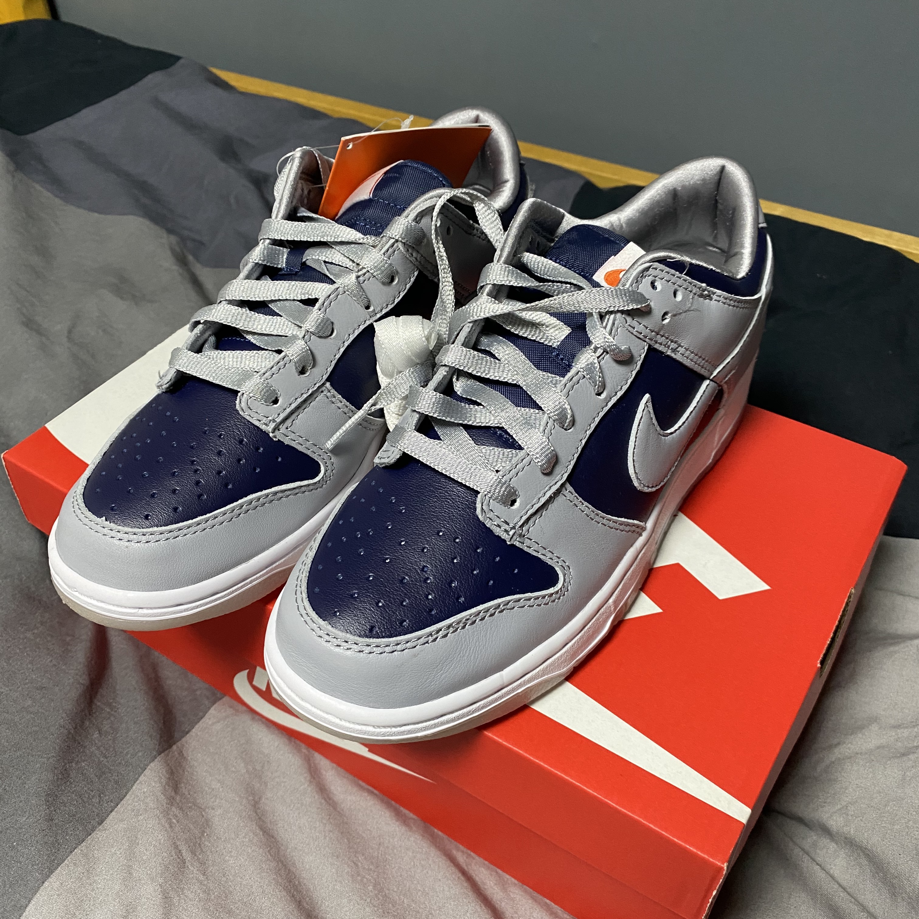 (W) Nike Dunk Low SP College Navy 착용 스타일 - 2