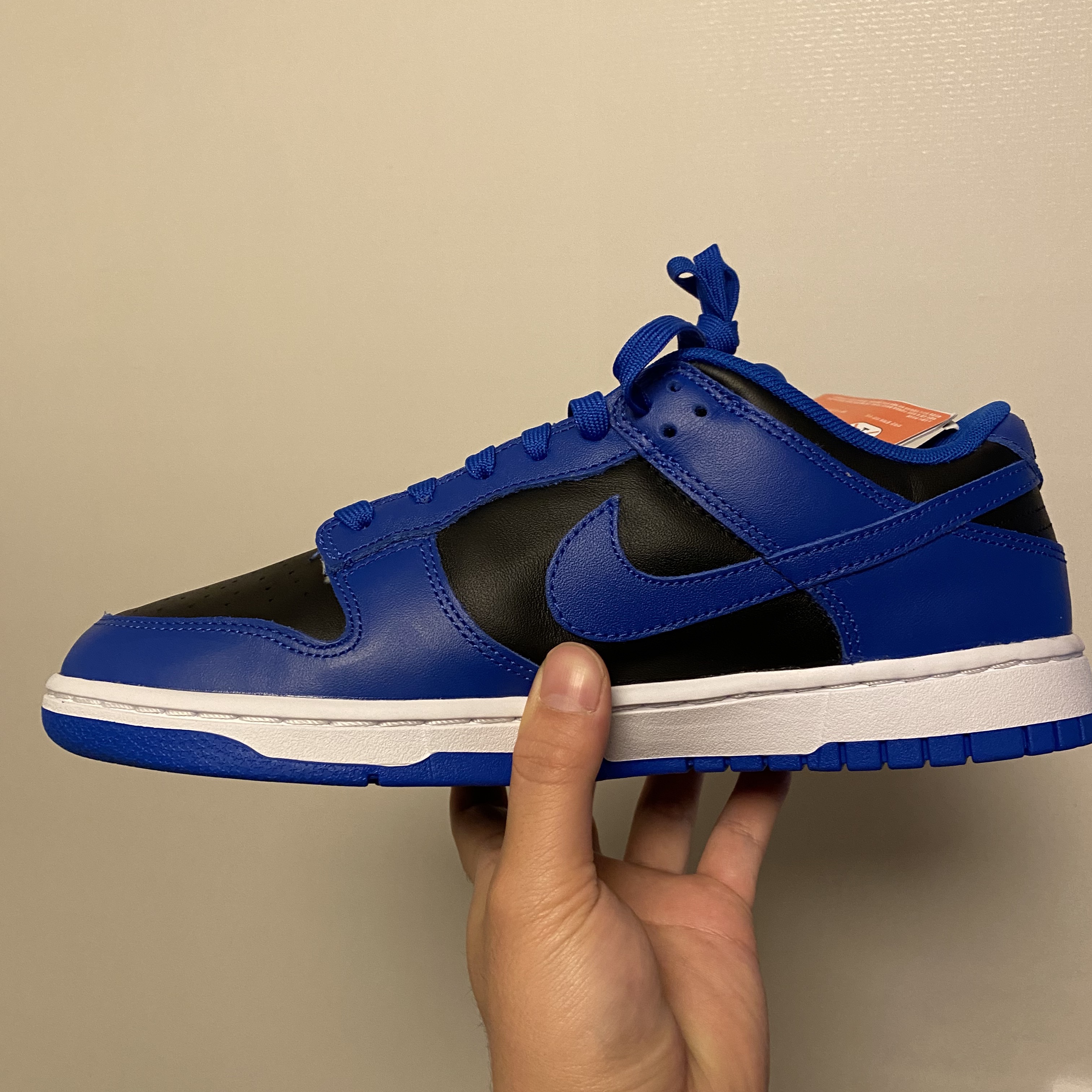 Nike Dunk Low Retro Hyper Cobalt 착용 스타일