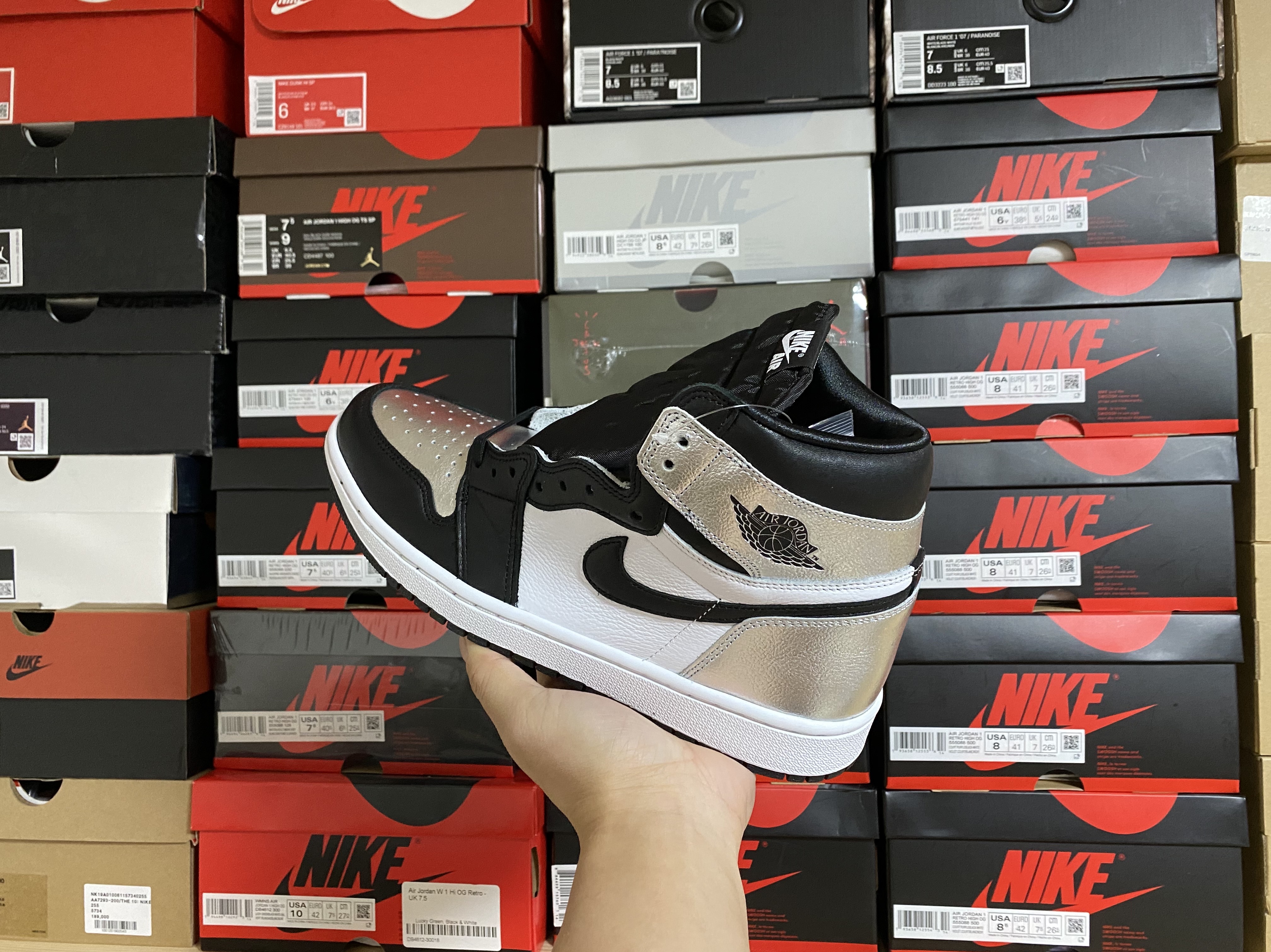 (W) Jordan 1 Retro High OG Silver Toe 착용 스타일