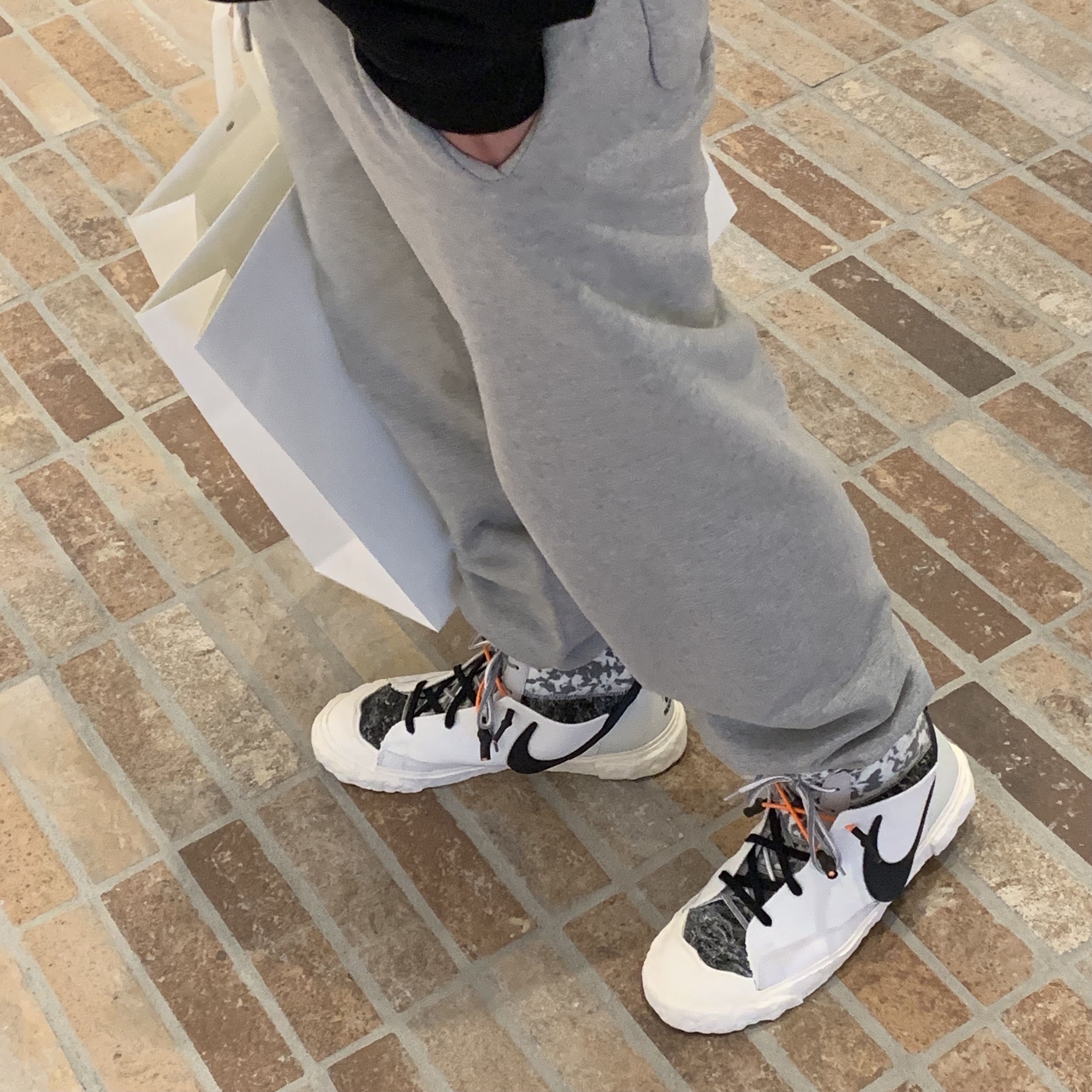 Nike x Readymade Blazer Mid White 착용 스타일 - 2