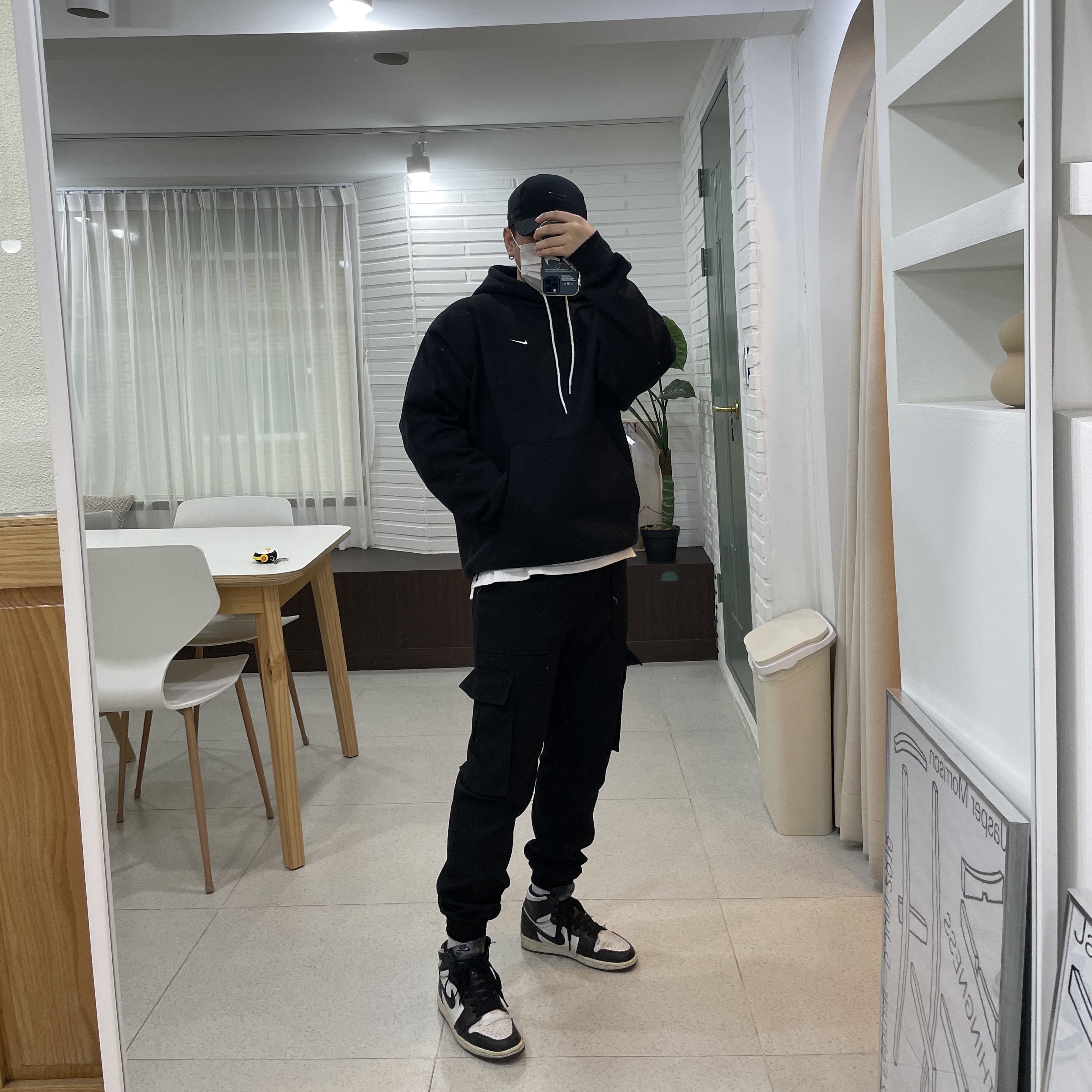 Jordan 1 Retro High OG Black White 2014, Nike x Drake Nocta NRG AU L91 Cap 착용 스타일