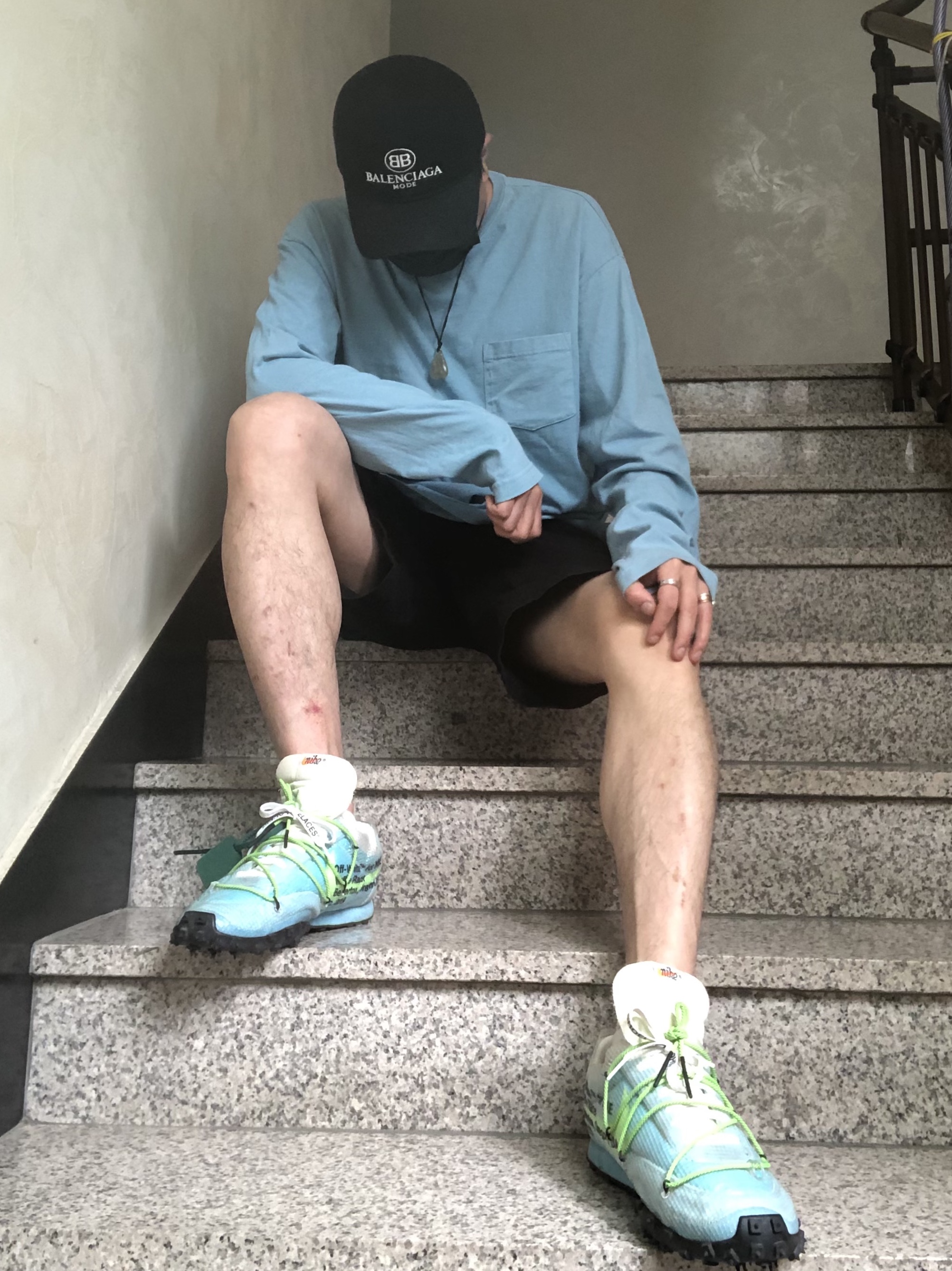 (W) Nike x Off-White Waffle Racer Vivid Sky 착용 스타일 - 3