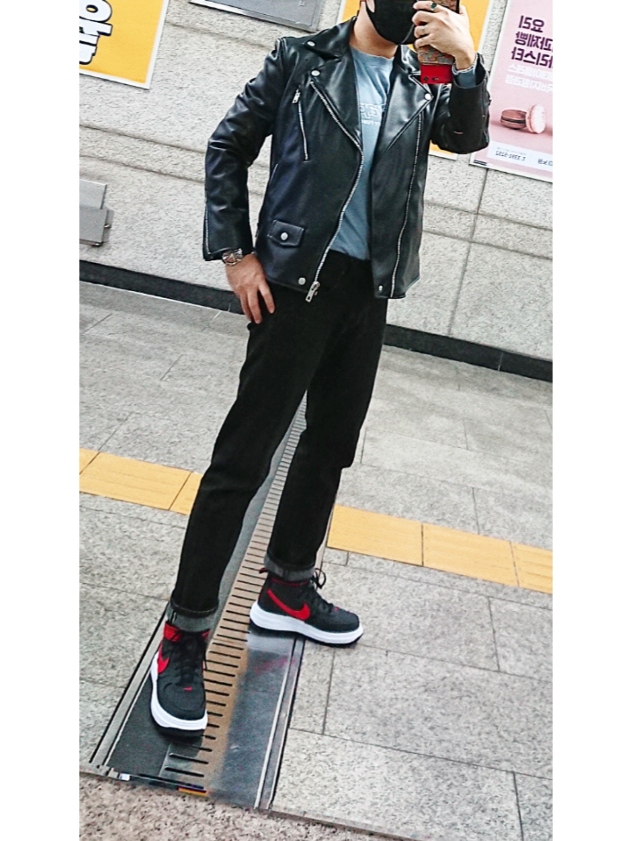 Nike Air Force 1 Boot Black Red 착용 스타일