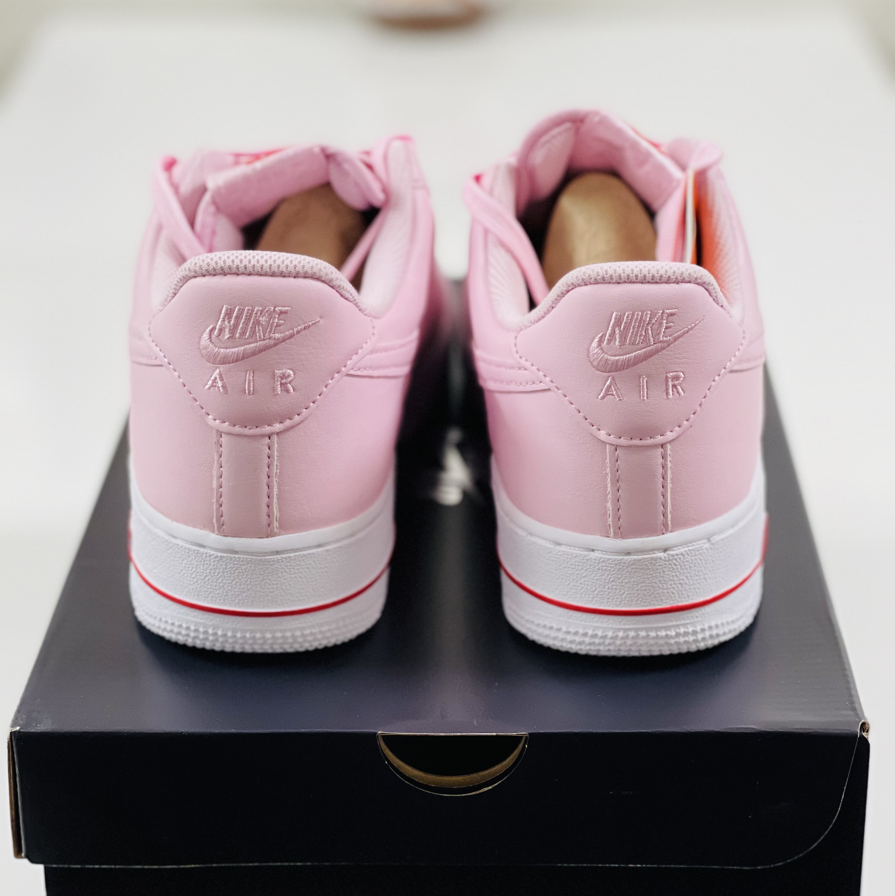 Nike Air Force 1 '07 LX Pink Bag 착용 스타일 - 4
