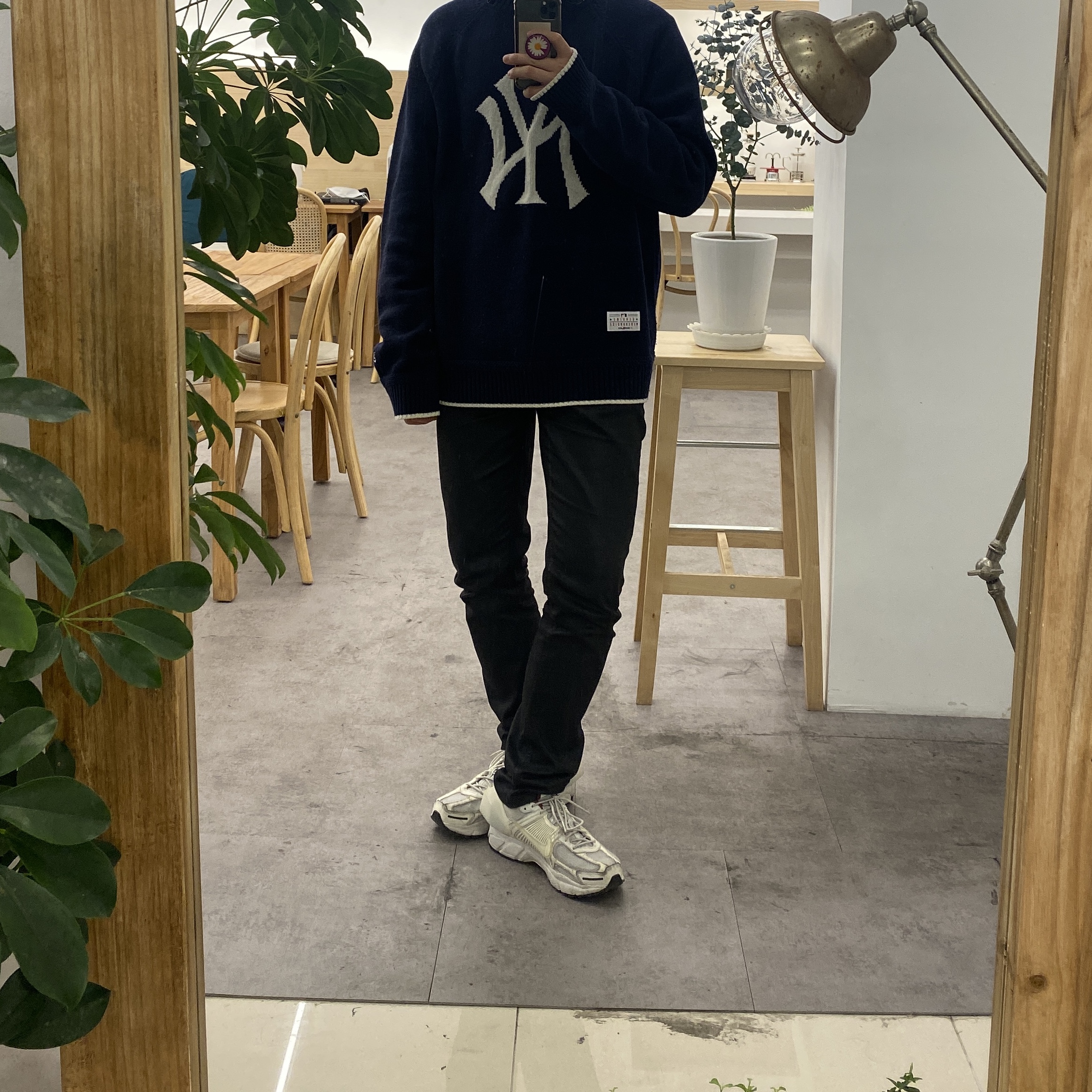 Nike x A-Cold-Wall Zoom Vomero 5 Sail 착용 스타일