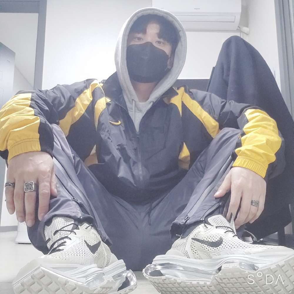 KREAM 프로필 이미지