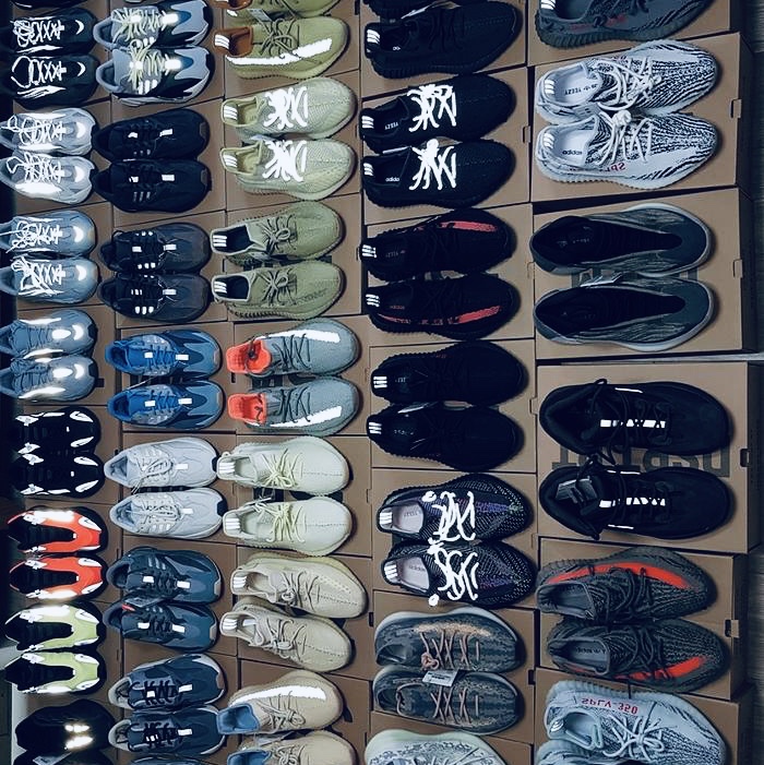 Adidas Yeezy QNTM Barium, Adidas Yeezy Boost 350 V2 Zebra 2017/2019/2020 착용 스타일 - 2